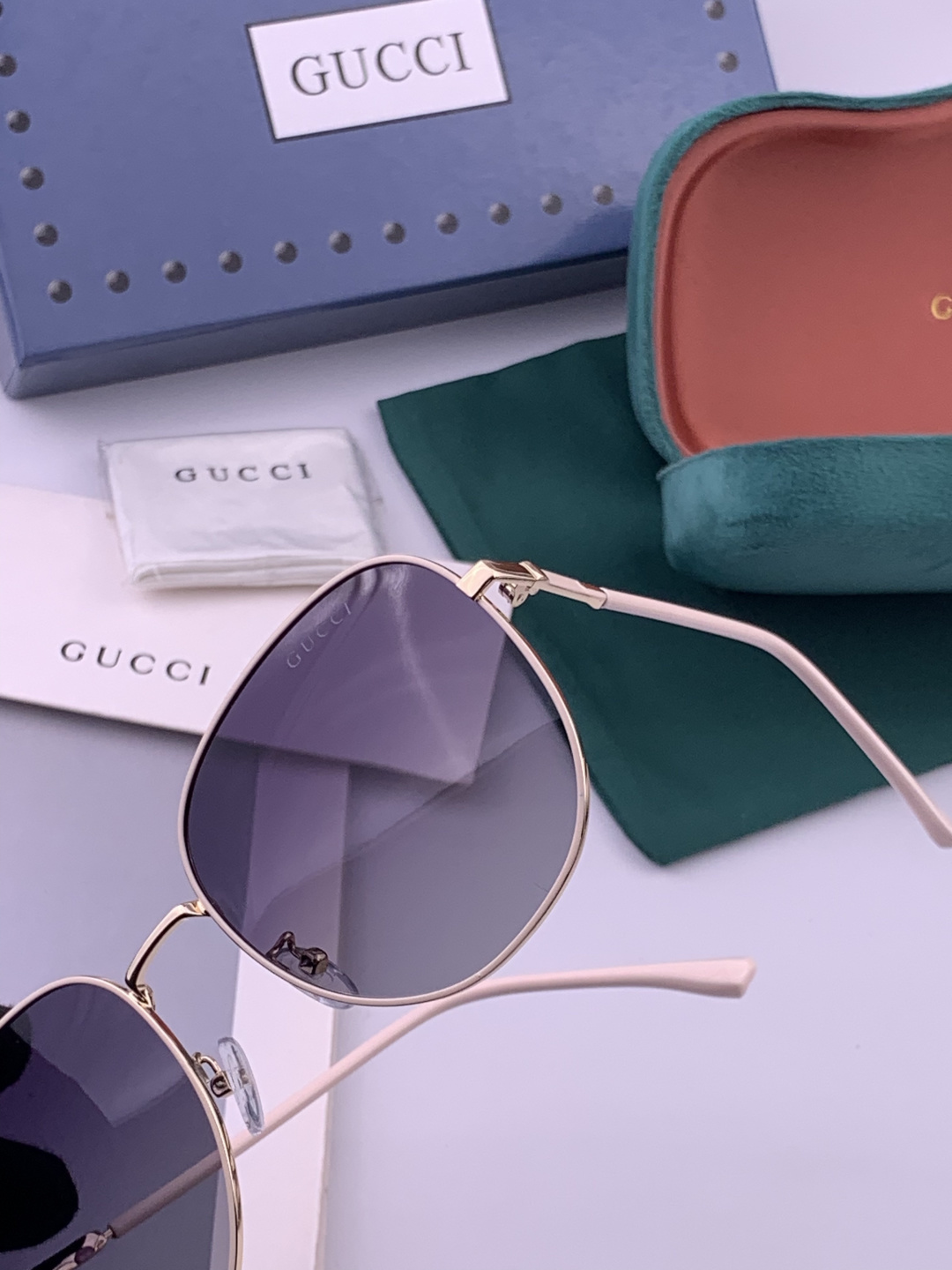 🔺 GUCCI🔻官方新款 众多明星同款[色]‼️‼️新款大框偏光墨镜 🌈🌈宝丽来超清加厚太阳镜🔝🔝型号：