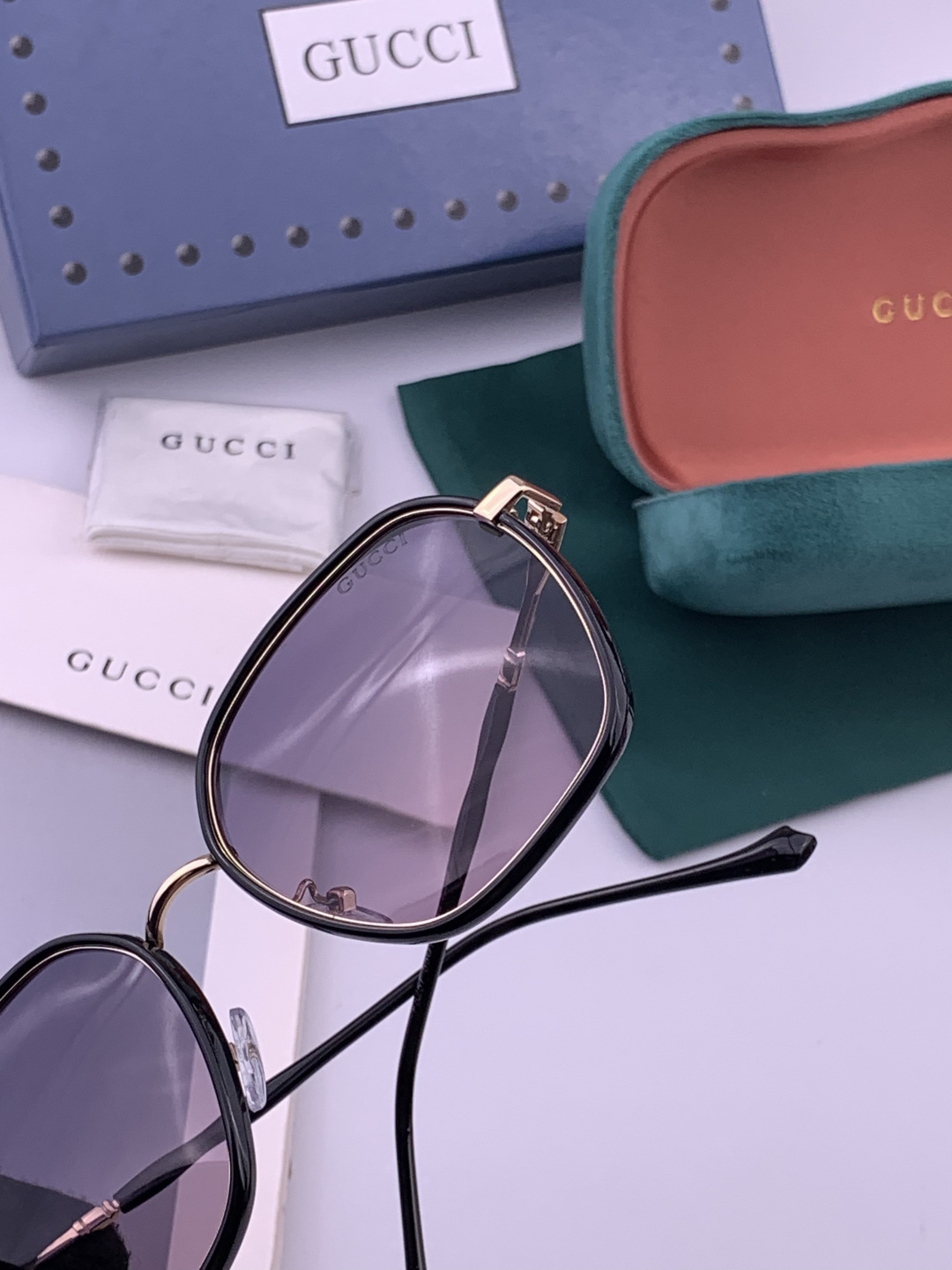 🔺 【GUCCI-偏光太阳镜】开春新款 潮流爆款 时尚方框偏光太阳镜 高品质 佩戴舒适 网红潮款墨镜 女