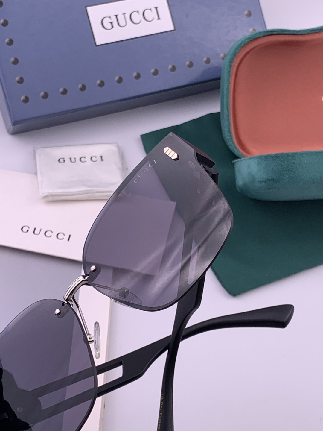🔺 【GUCCI】开春新款 潮流爆款 时尚方框太阳镜 高品质 佩戴舒适 网红潮款墨镜 型号：G3101