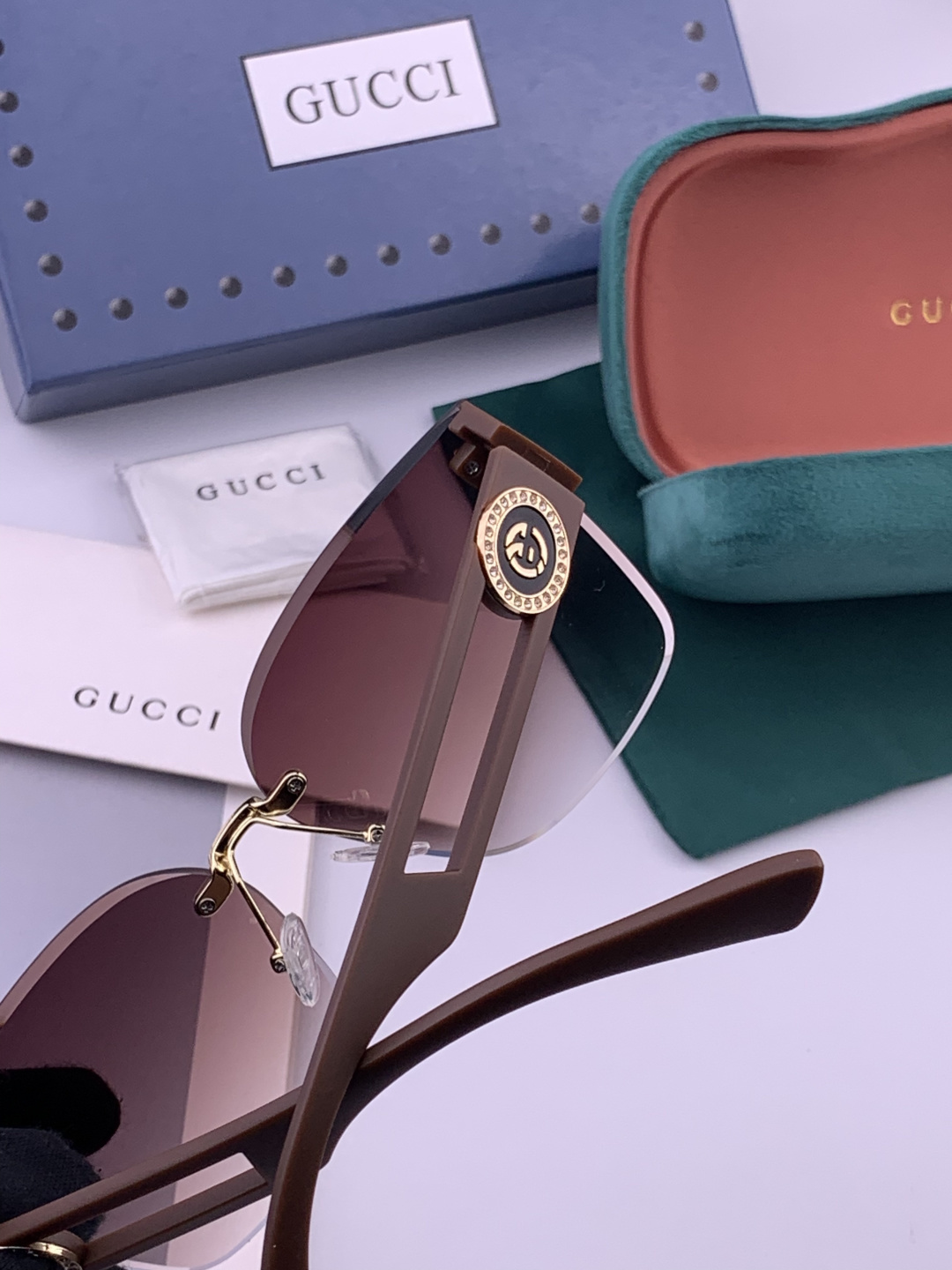 🔺 【GUCCI】开春新款 潮流爆款 时尚方框太阳镜 高品质 佩戴舒适 网红潮款墨镜 型号：G3101