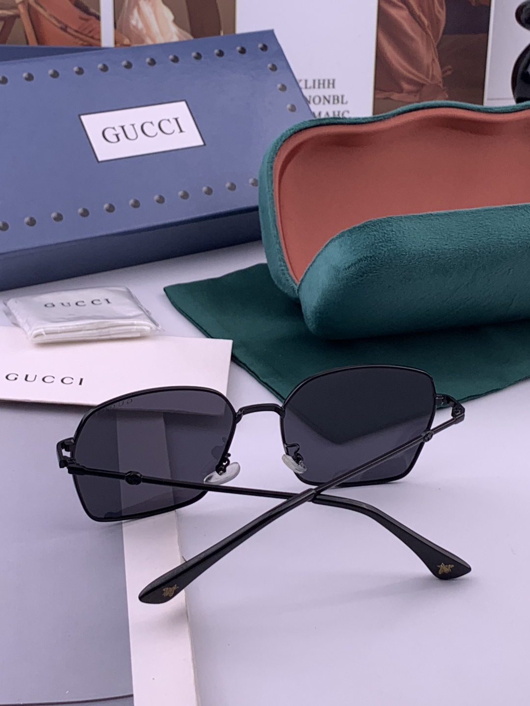 GUCCI-新款情侣款偏光太阳镜、完美品质，独特设计  适合各种脸型，‼️经典太阳镜 超个性 古典与时尚