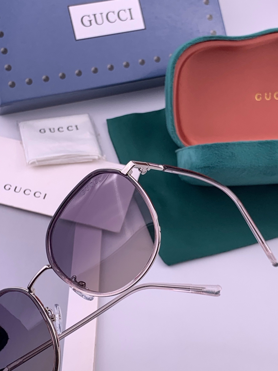 🔺 【GUCCI-偏光太阳镜】开春新款 潮流爆款 时尚方框偏光太阳镜 高品质 佩戴舒适 网红潮款墨镜 女