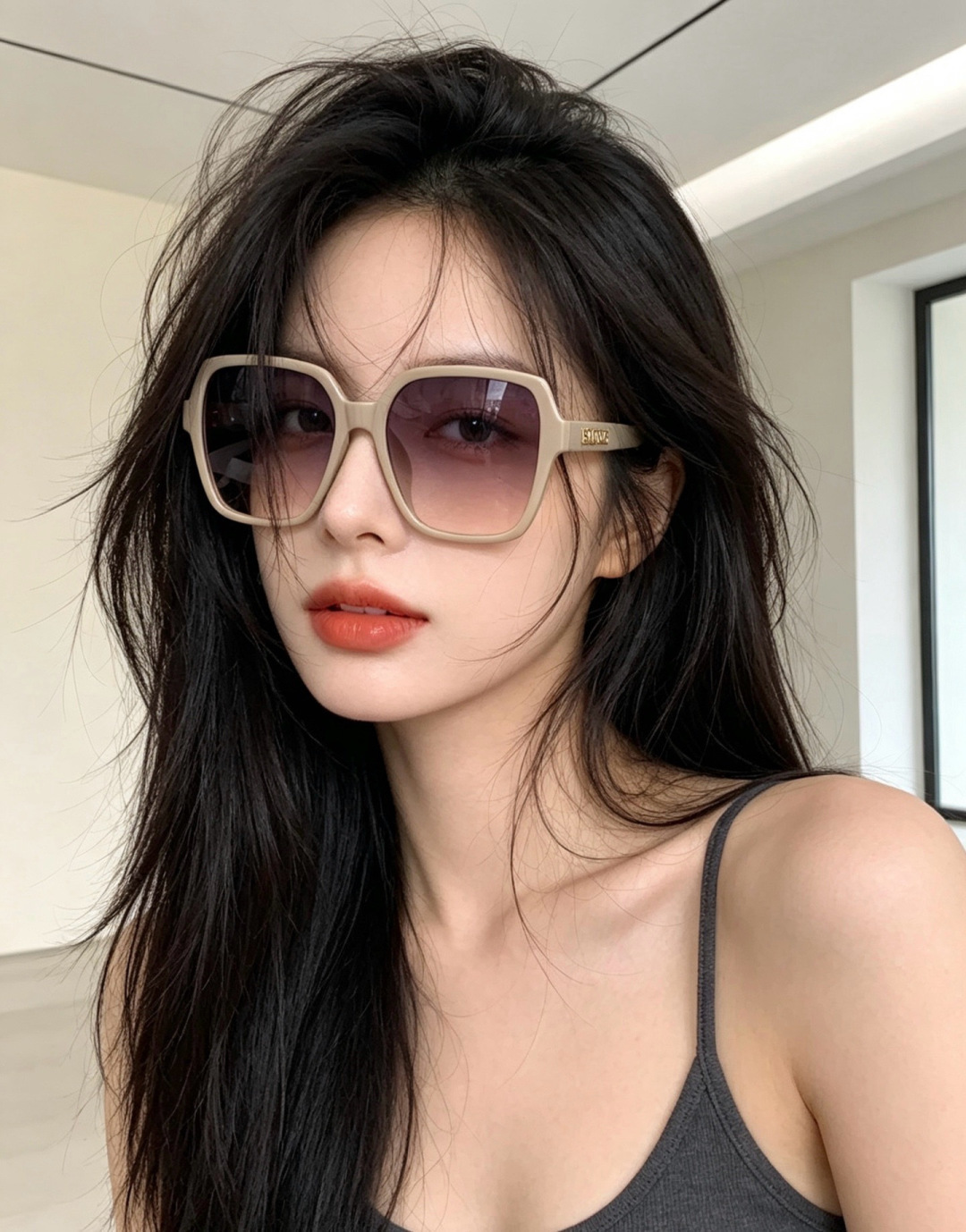 新品CHANEL 香奈儿太阳镜以独特魅力和前卫风格诠释春夏最新眼镜，质感超好佩带舒适 型号：CH2700