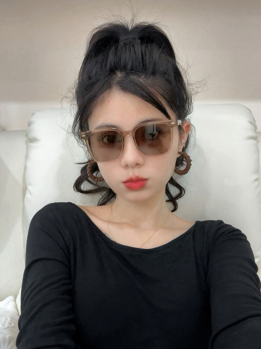NO:883540,GUCCI Gucci GG square frame sunglasses, perfect quality, unique design, suitable for all face shapes, debuted in fashion week, super fashionable and versatile, exquisite in kind, couple style, can be worn by both men and women, model G0514 glasses, sunglasses, sunglasses, glasses, gucci, gucci19860909GUCCI古驰 GG方框太阳镜 完美品质 独特设计 适合各种脸型 亮相时装周 超时尚百搭 实物精致 情侣款 男女均可佩戴 型号G0514眼镜墨镜太阳镜,眼镜,gucci,gucci,glasses