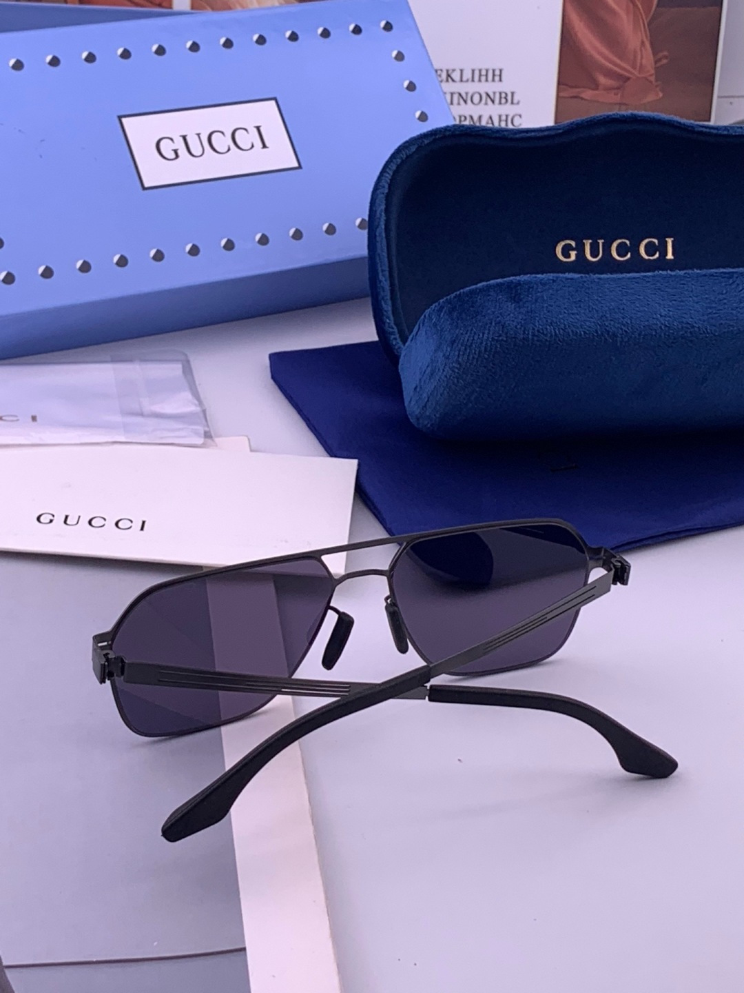♦️GUCCI 新款男女情侣款太阳镜多边形墨镜iP电镀永不褪色 超轻超有弹性整幅眼镜无螺丝重要的是压不坏