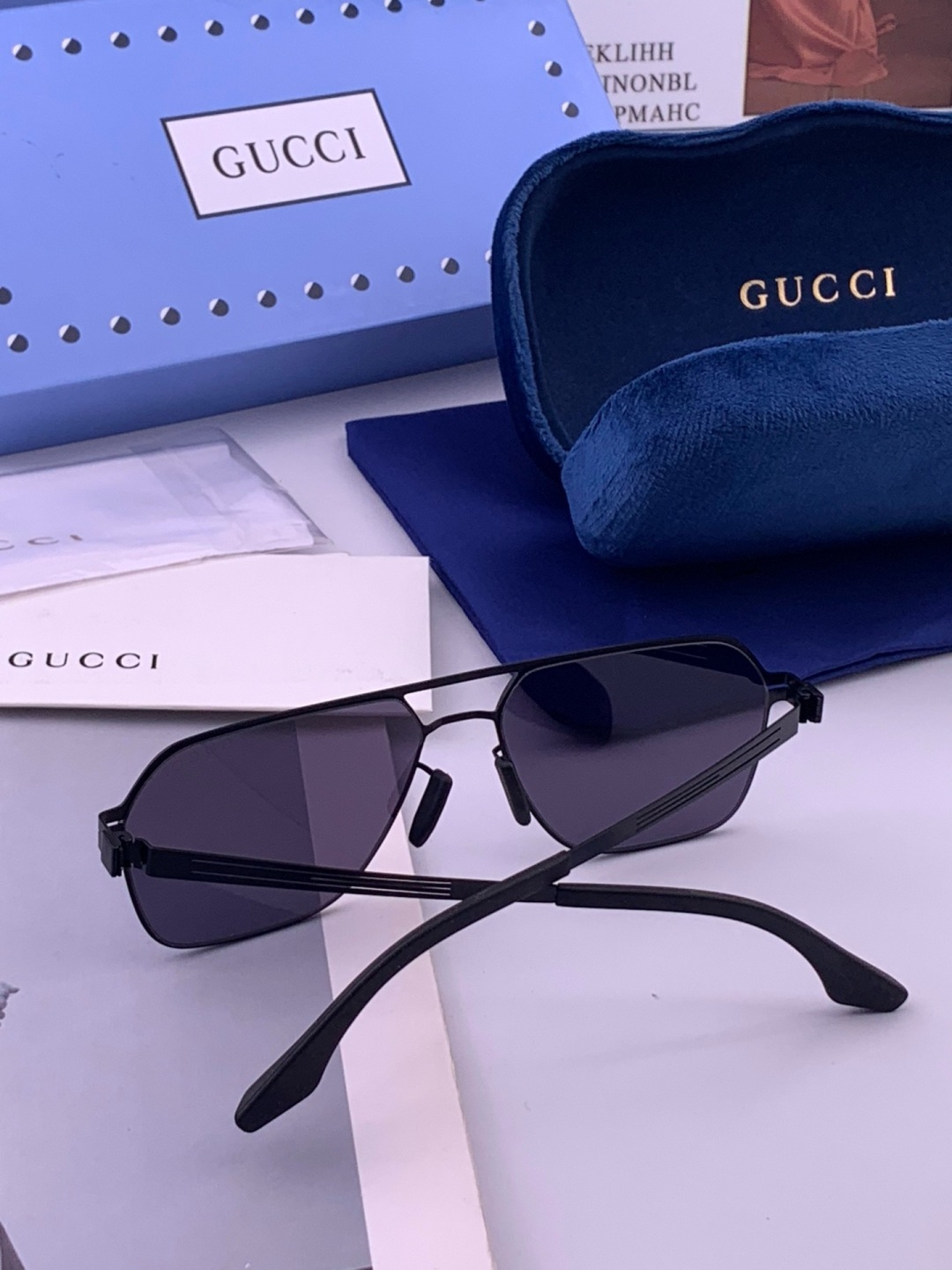 ♦️GUCCI 新款男女情侣款太阳镜多边形墨镜iP电镀永不褪色 超轻超有弹性整幅眼镜无螺丝重要的是压不坏
