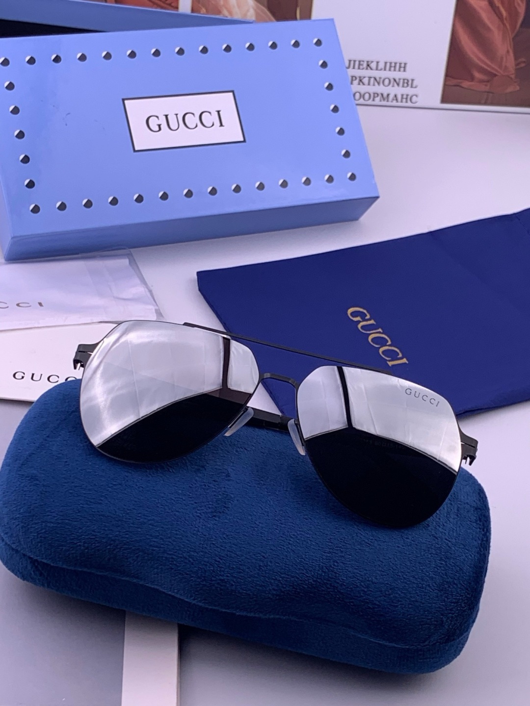 ♦️GUCCI 新款男女情侣款太阳镜多边形墨镜iP电镀永不褪色 超轻超有弹性整幅眼镜无螺丝重要的是压不坏