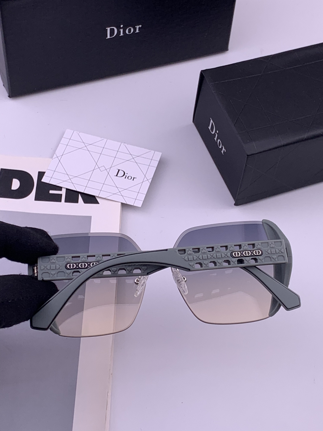 🔺 【DIOR-迪奥】开春新款 潮流爆款 时尚方框太阳镜 高品质 佩戴舒适 网红潮款墨镜 女士高清太阳镜