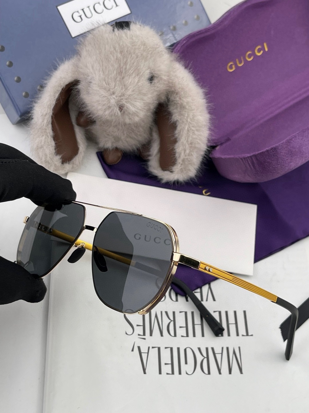 GUCCI 男款炫彩飞行员偏光太阳镜 ❤️材质：高清尼龙加厚卡槽高清偏光镜片 🌹无边框镜架💕颜👍型号：G