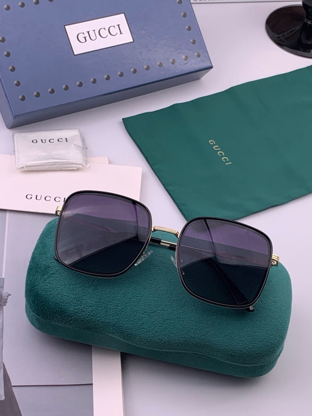 🔺 【GUCCI-偏光太阳镜】开春新款 潮流爆款 时尚方框偏光太阳镜 高品质 佩戴舒适 网红潮款墨镜 女