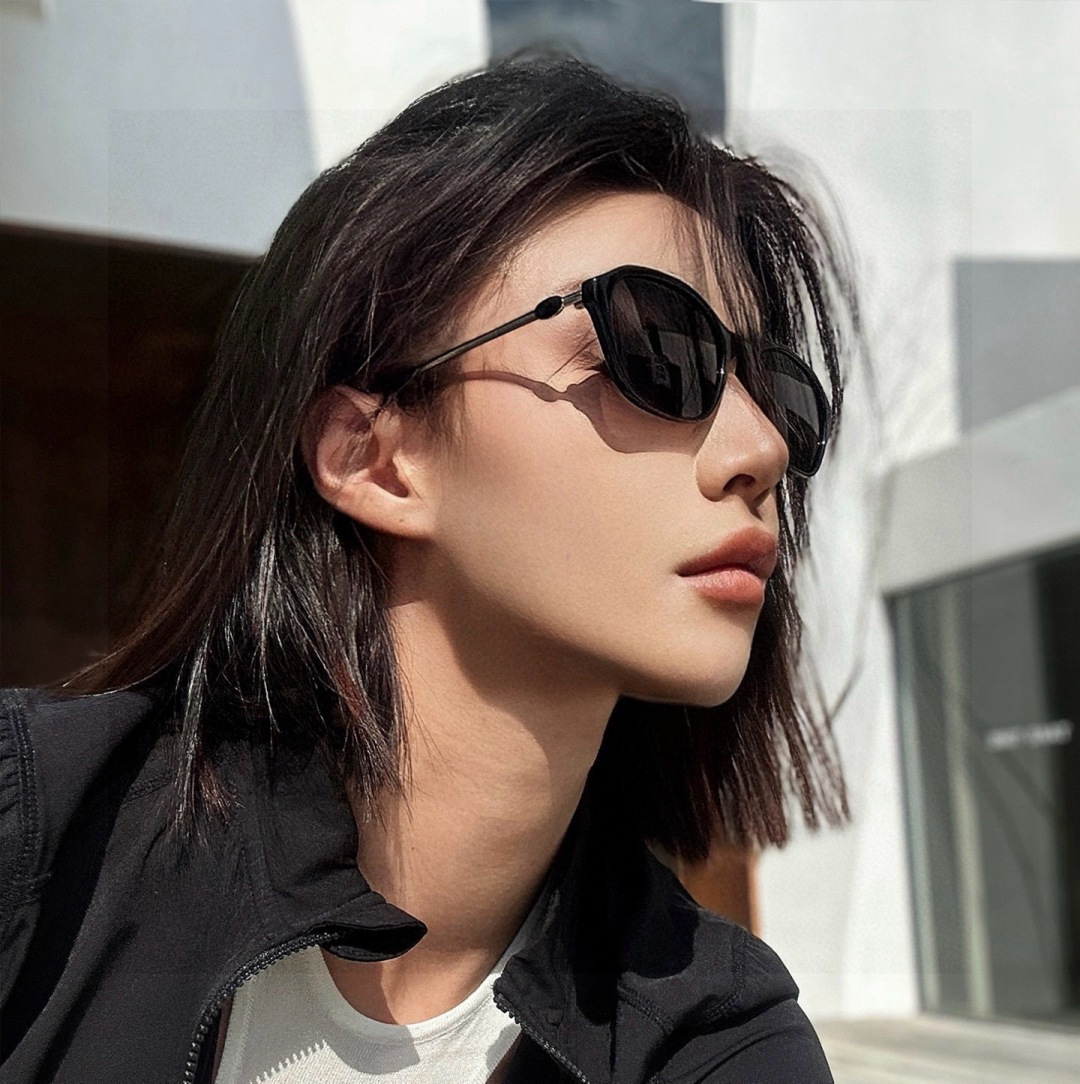 🔺 【GUCCI】开春新款 潮流爆款 时尚方框偏光太阳镜 高品质 佩戴舒适 网红潮款墨镜 型号：G590