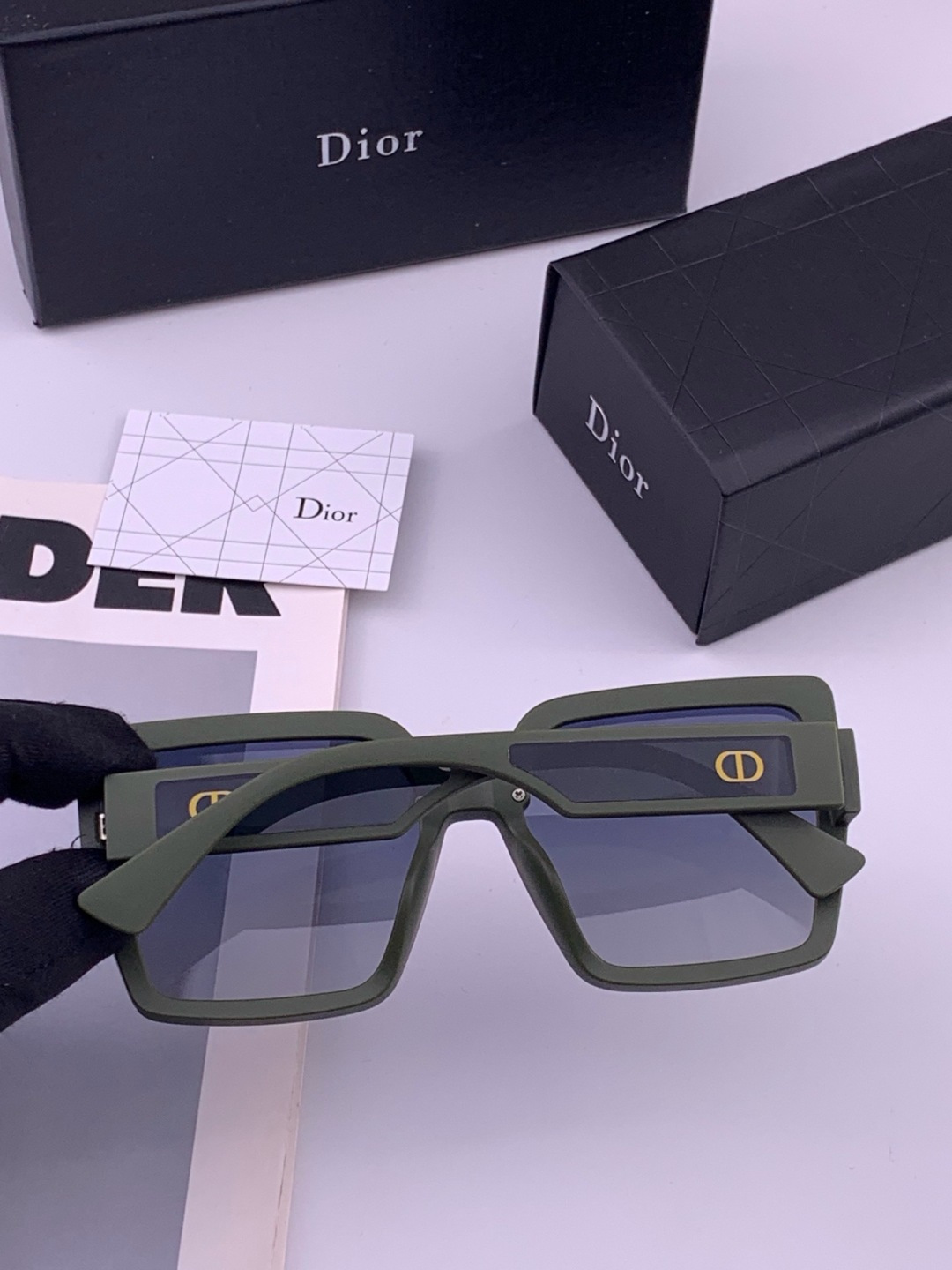 🔺 【DIOR-迪奥】开春新款 潮流爆款 时尚方框偏光太阳镜 高品质 佩戴舒适 网红潮款墨镜 女士高清偏