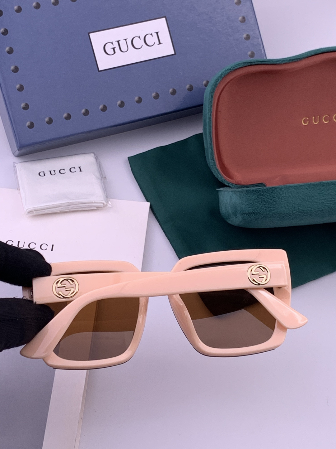 🔺 【GUCCI】开春新款 潮流爆款 时尚方框太阳镜 高品质 佩戴舒适 网红潮款墨镜 型号：G9600