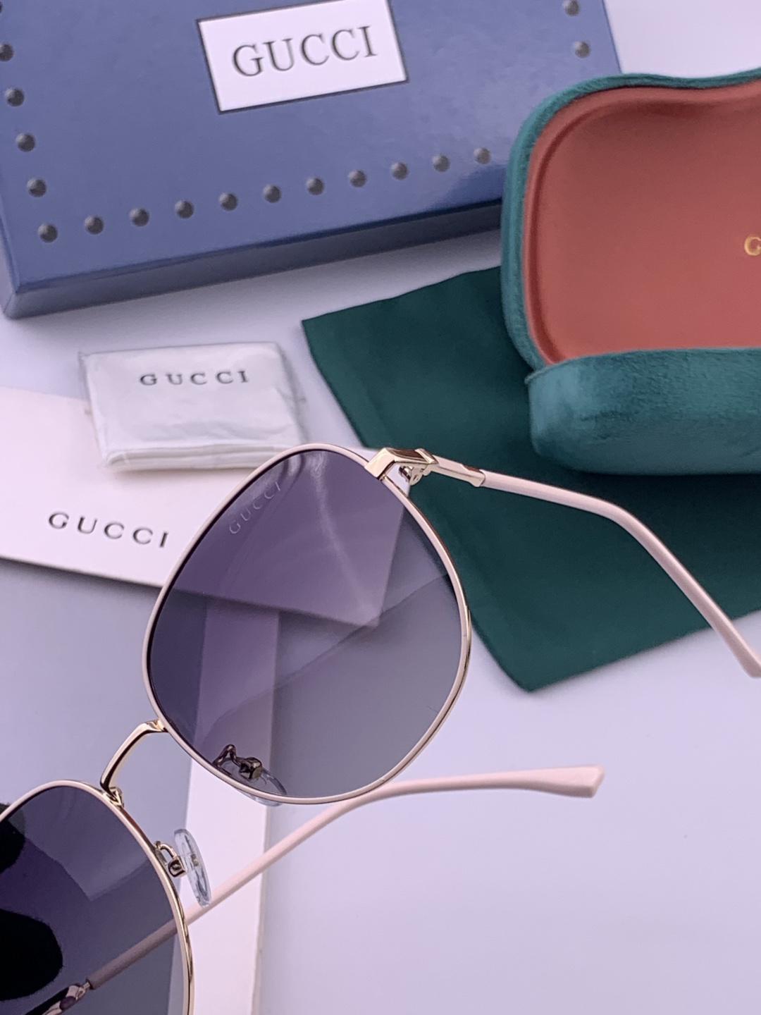 🔺 GUCCI🔻官方新款 众多明星同款[色]‼️‼️新款大框偏光墨镜 🌈🌈宝丽来超清加厚太阳镜🔝🔝型号：