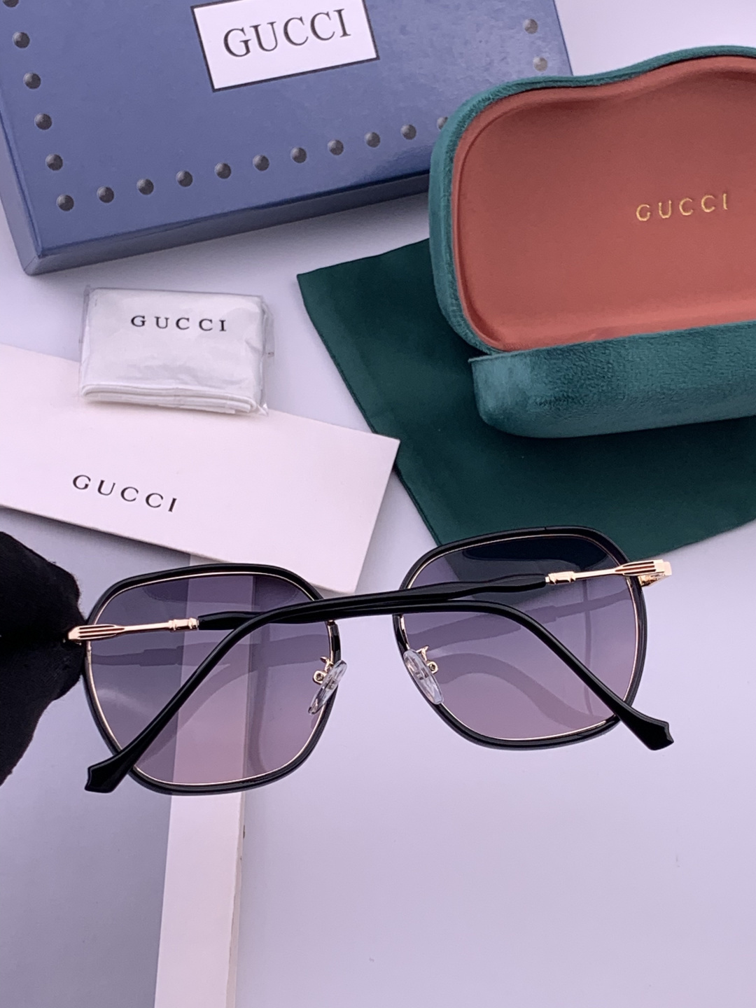 🔺 【GUCCI-偏光太阳镜】开春新款 潮流爆款 时尚方框偏光太阳镜 高品质 佩戴舒适 网红潮款墨镜 女