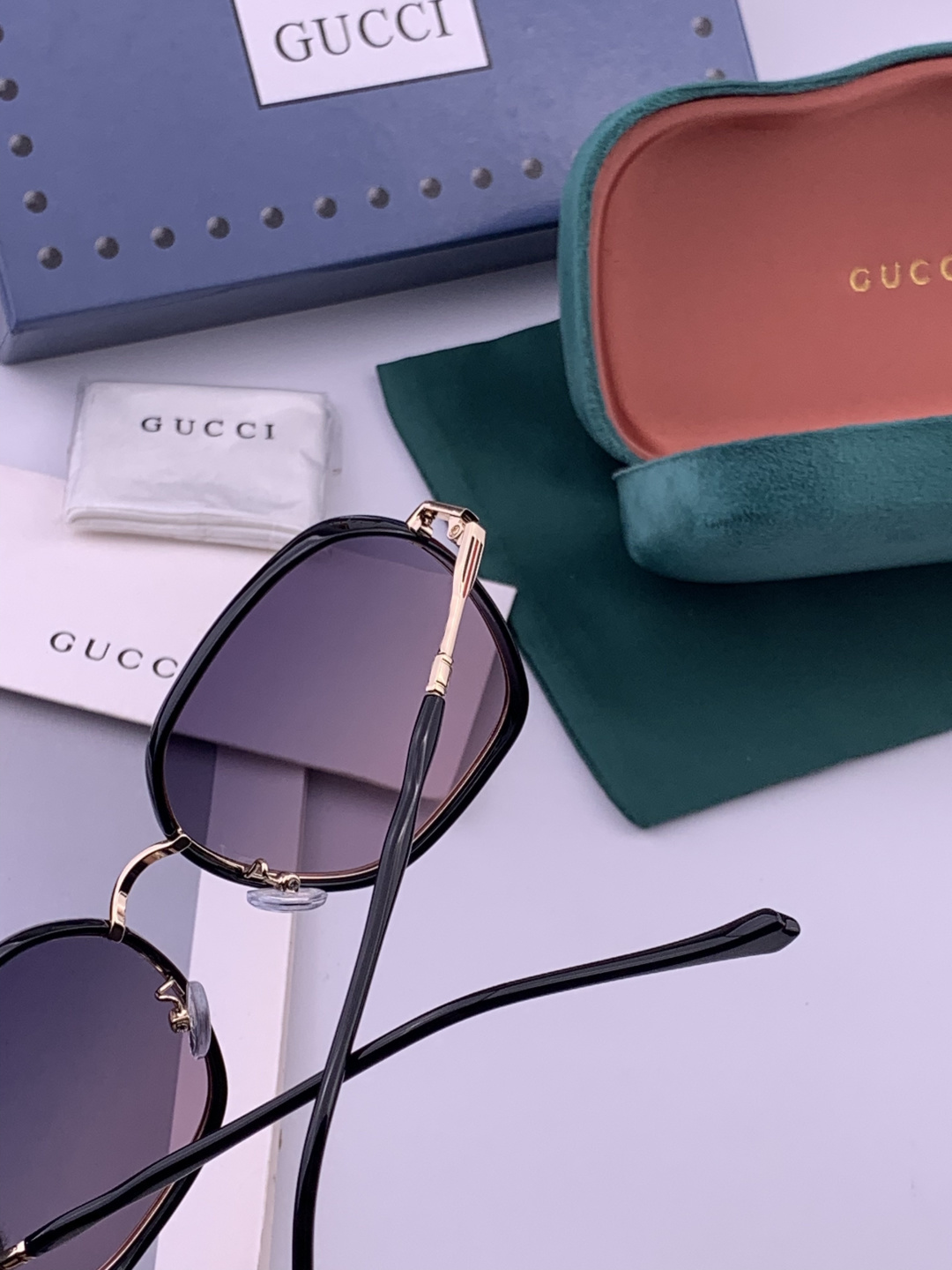 🔺 【GUCCI-偏光太阳镜】开春新款 潮流爆款 时尚方框偏光太阳镜 高品质 佩戴舒适 网红潮款墨镜 女