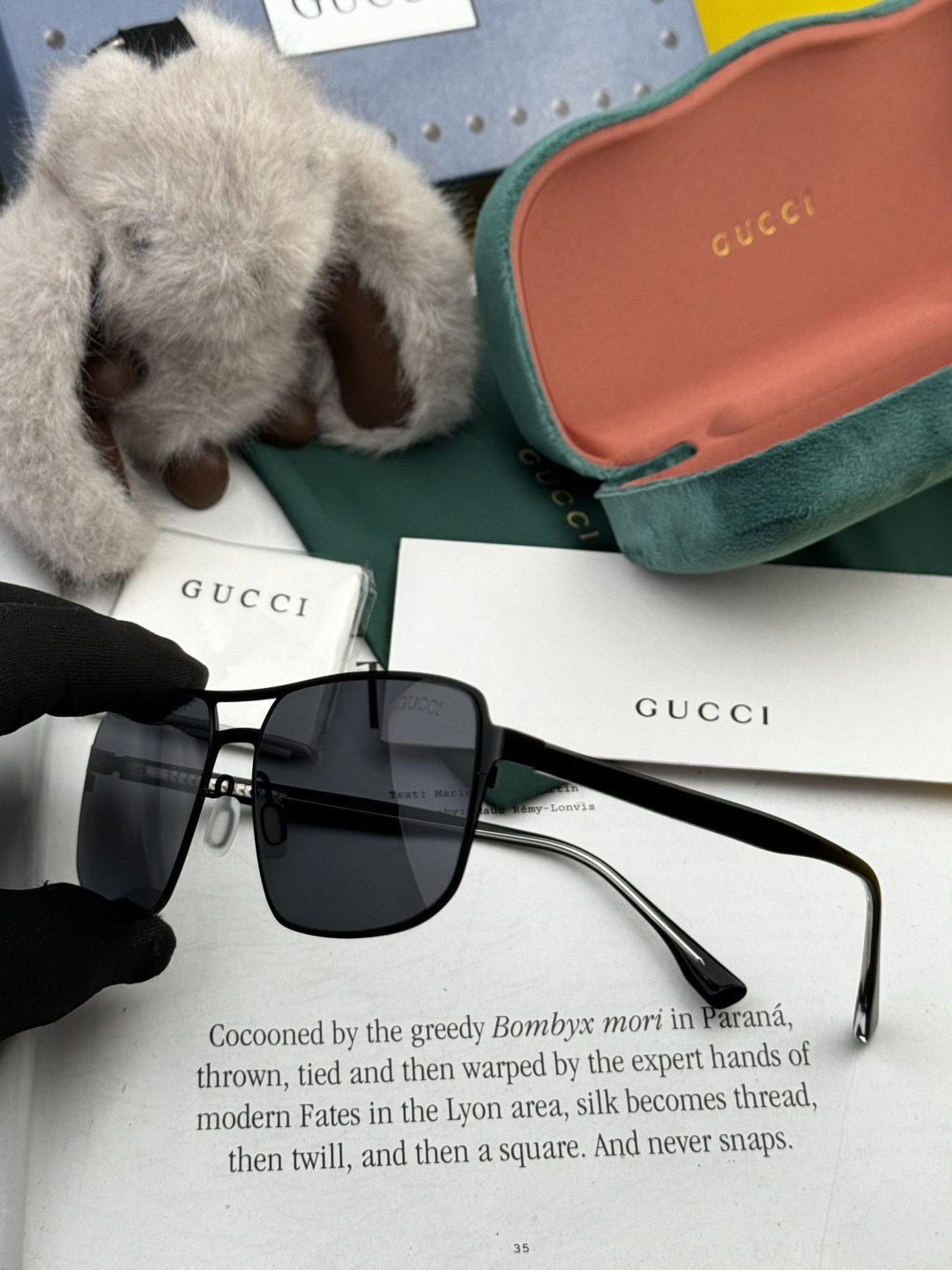 GUCCI 男款炫彩飞行员偏光太阳镜 ❤️材质：高清尼龙加厚卡槽高清偏光镜片 🌹无边框镜架💕颜👍型号：G