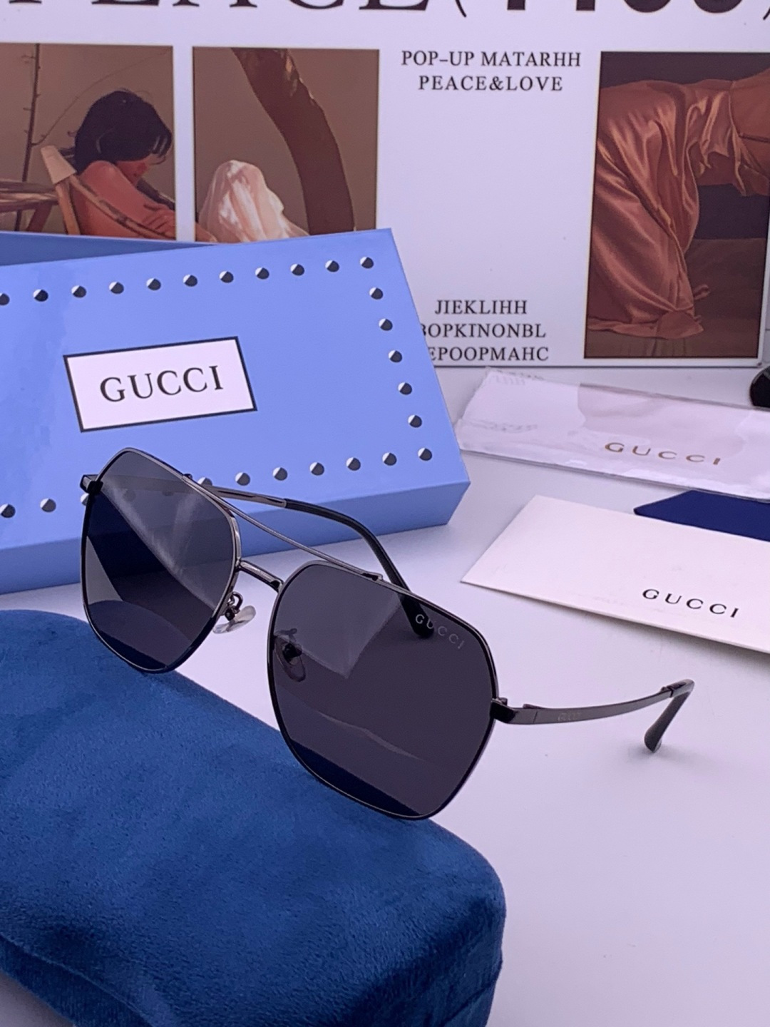Gucci 。  高品质男女款墨镜   👍 进口宝丽来偏光镜片  。蛤蟆镜 开车钓鱼都可 。百搭显瘦墨镜