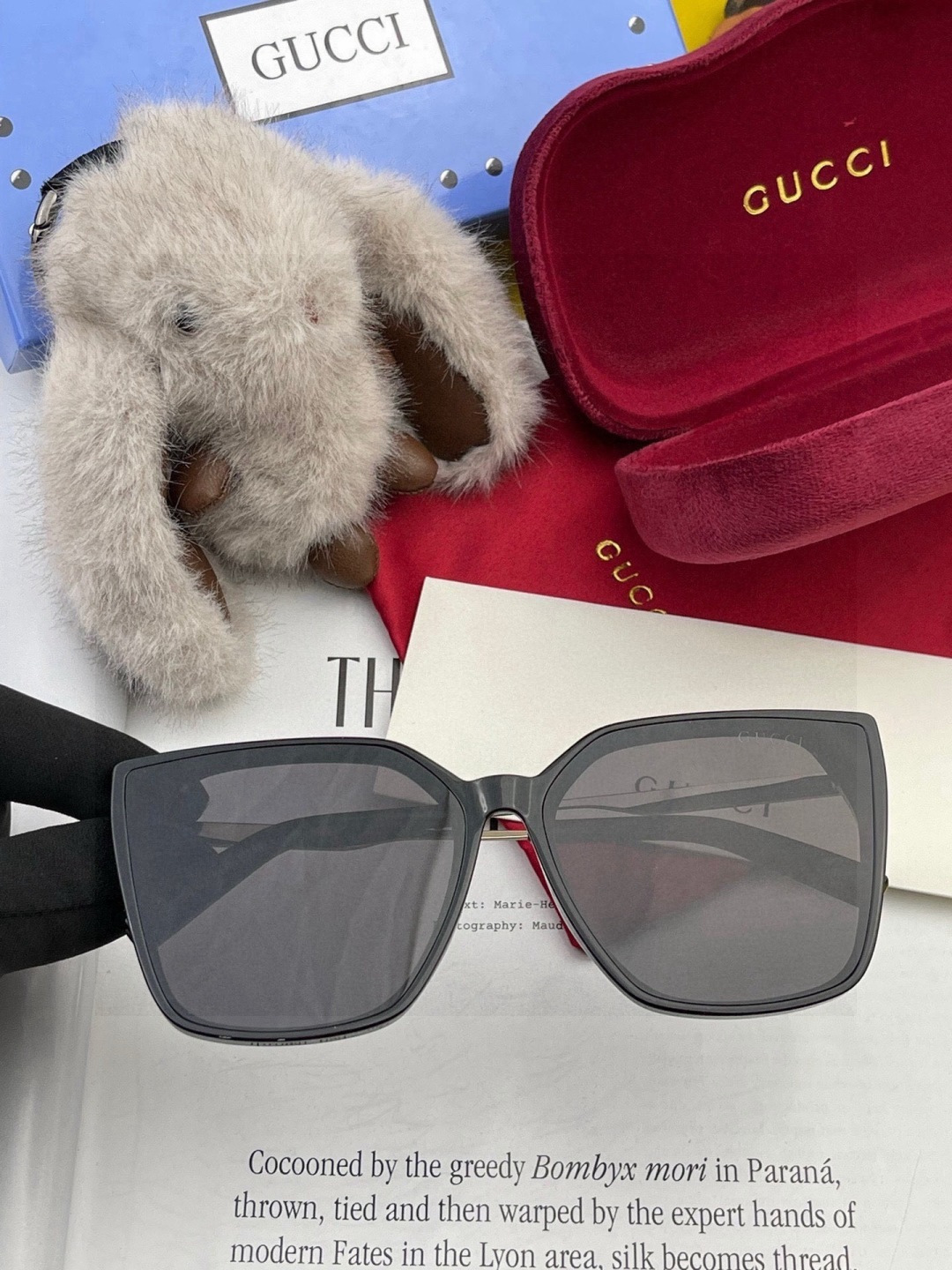 🔺 【GUCCI】开春新款 潮流爆款 时尚方框偏光太阳镜 高品质 佩戴舒适 网红潮款墨镜 女士高清尼龙偏