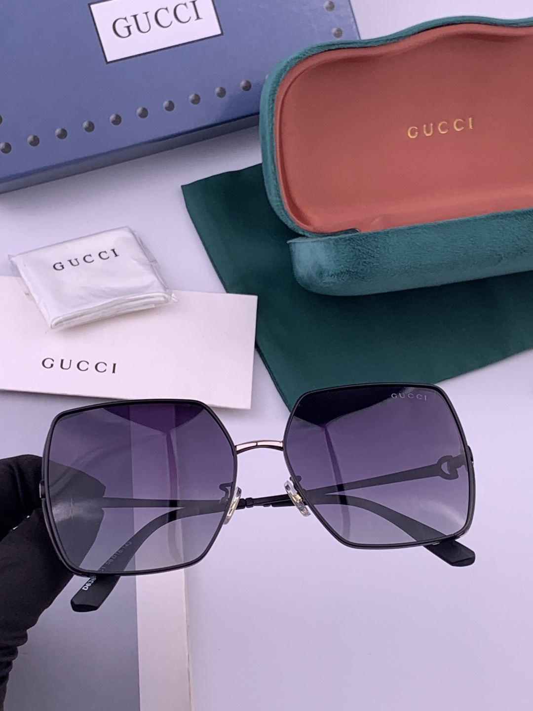 🔺 【GUCCI】开春新款 潮流爆款 时尚方框偏光太阳镜 高品质 佩戴舒适 网红潮款墨镜 女士高清偏光太