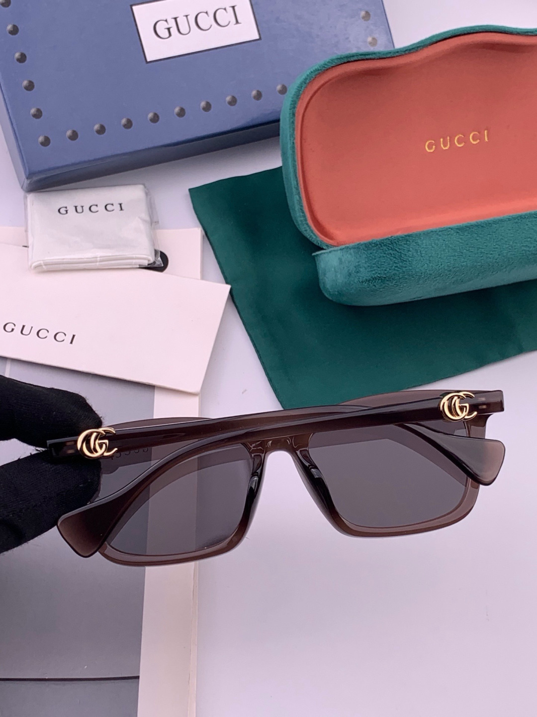 🔺 【GUCCI-偏光太阳镜】开春新款 潮流爆款 时尚方框偏光太阳镜 高品质 佩戴舒适 网红潮款墨镜 女