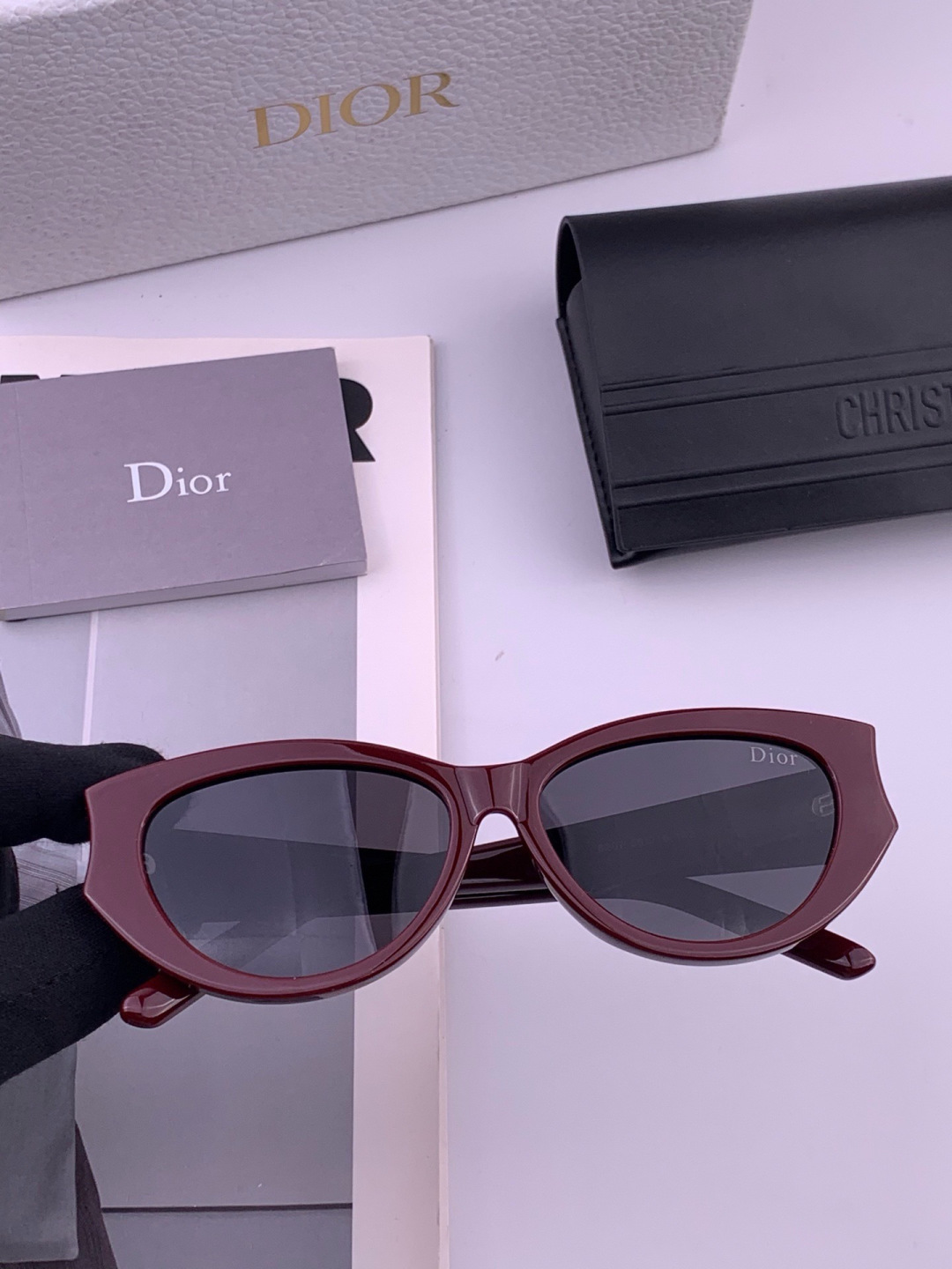 【DIOR】新款潮流爆款 时尚太阳镜 佩戴舒适 网红潮款墨镜  女士高清加厚偏光太阳镜🕶️ 🎉高品质TR