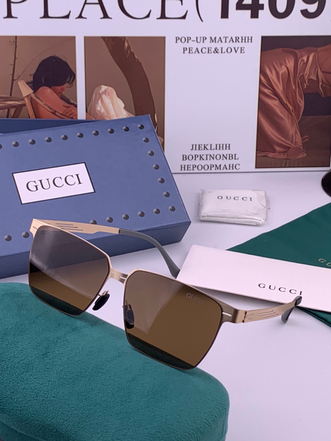 GUCC* 新款男女情侣款太阳iP电镀永不褪色 卖点：超轻超有弹性整幅眼镜无螺丝重要的是压不坏、镜片：高