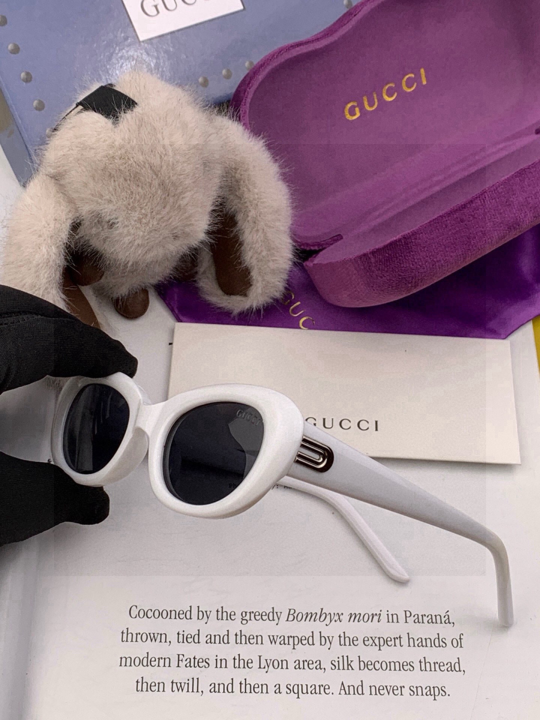 【TR偏光系列】Gucci   经典的小框设计，情侣款不挑脸型，无论搭配大衣还是连衣裙都非常显气质偏光镜