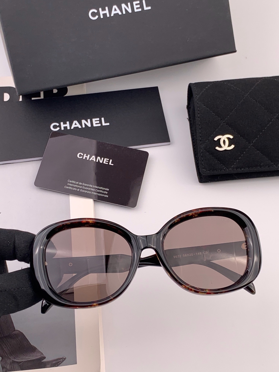 【CHANEL】香奈儿 新款潮流爆款 时尚方框太阳镜 佩戴舒适 网红潮款墨镜  女士高清加厚偏光太阳镜🕶