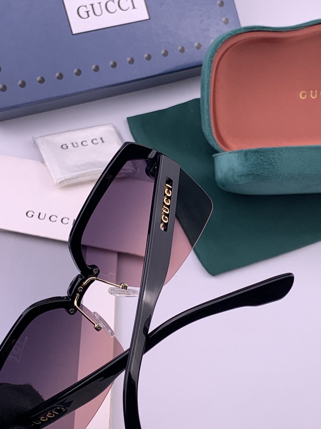 【TR偏光系列】Gucci   经典的方框设计，不挑脸型，无论搭配大衣还是连衣裙都非常显气质偏光镜片预防