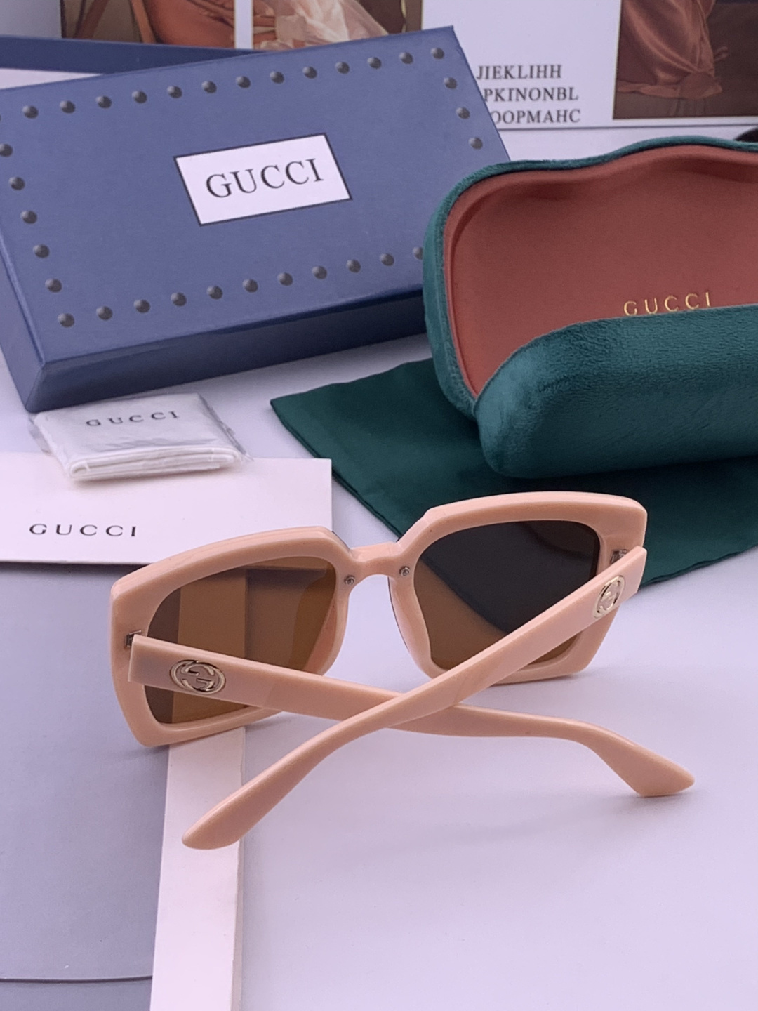 🔺 【GUCCI】开春新款 潮流爆款 时尚方框太阳镜 高品质 佩戴舒适 网红潮款墨镜 型号：G9600