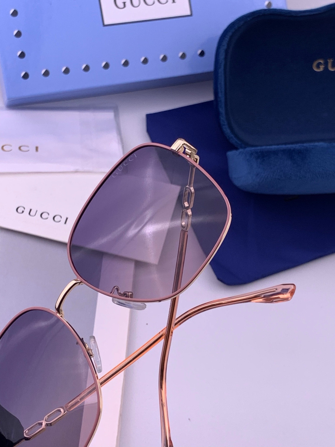 GUCCI 开春新款太阳镜 各路网红纷纷带起气场满分‼️ 俏皮甜美.上脸效果更佳.金属质感超好 型号：G