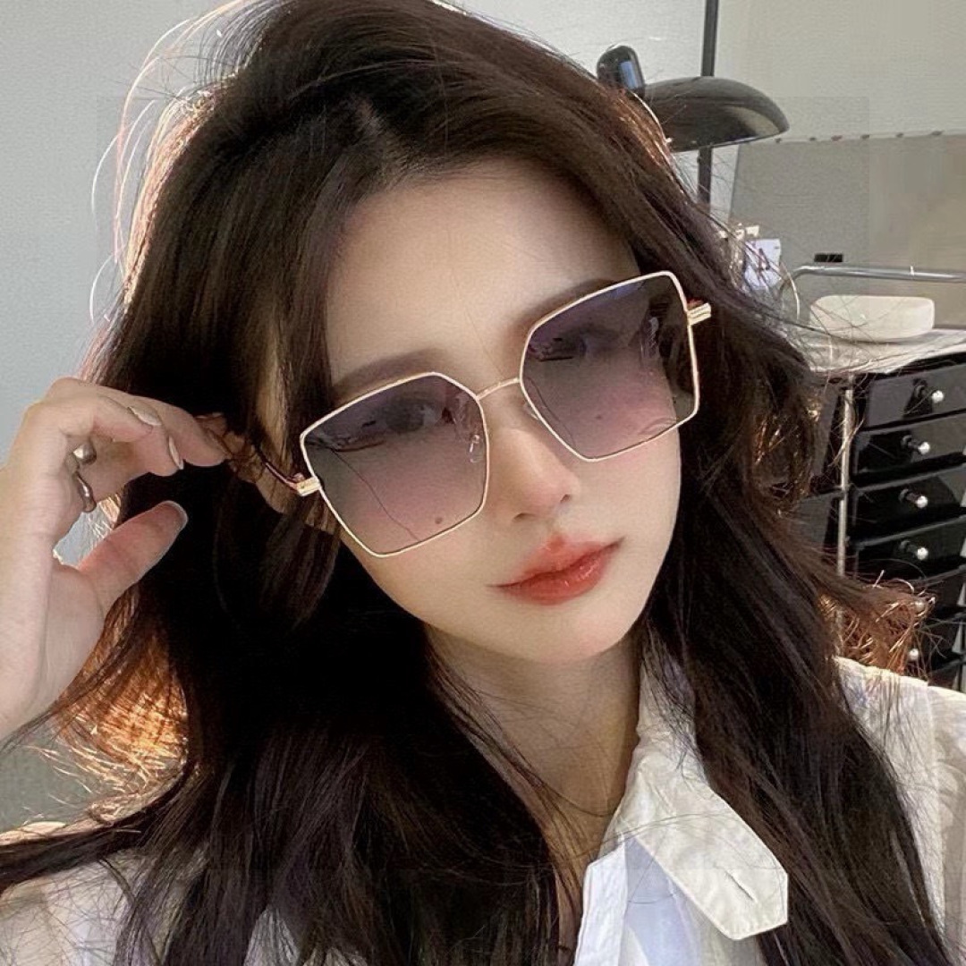 🔺 Gucci 🔻官方新款 众多明星同款[色]‼️‼️新款大框偏光墨镜 🌈🌈宝丽来超清加厚太阳镜🔝🔝型号