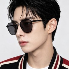 GUCCI-新款情侣款偏光太阳镜、完美品质,独特设计 高品质 高档哑色男仕太阳镜铝镁材质的镜架超轻还防 GUCCI-新款情侣款偏光太阳镜、完美品质,独特设计 高品质 高档哑色男仕太阳镜铝镁材质的镜架超轻还防