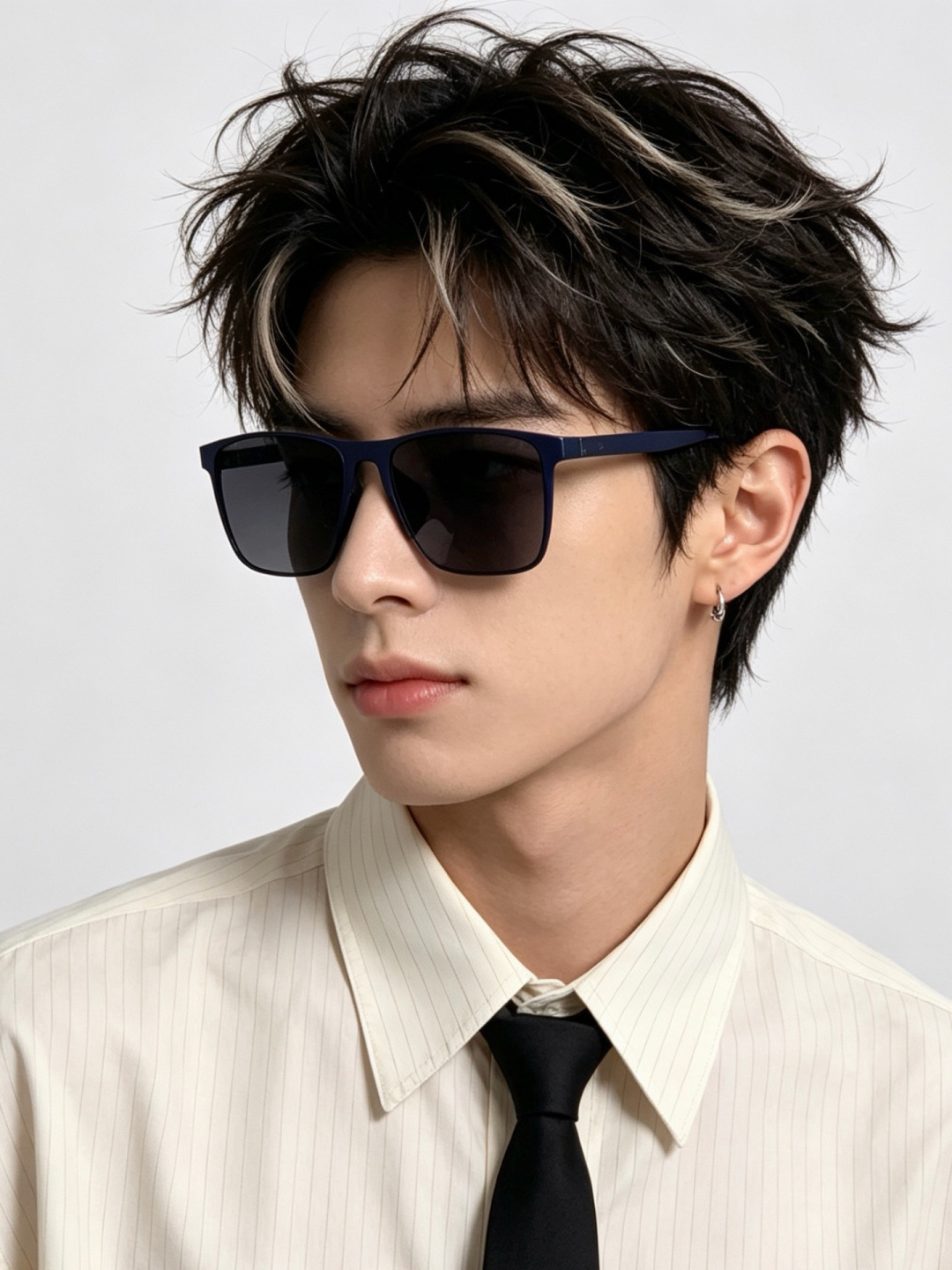 GUCCI 男款炫彩飞行员偏光太阳镜 ❤️材质：高清尼龙加厚卡槽高清偏光镜片 🌹无边框镜架💕颜👍型号：G