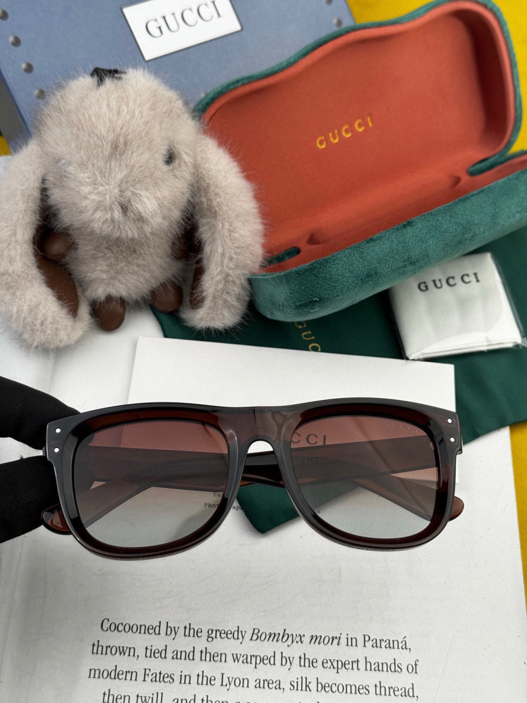 🔺 【GUCCI】开春新款 潮流爆款 时尚方框偏光太阳镜 高品质 佩戴舒适 网红潮款墨镜 型号：G910