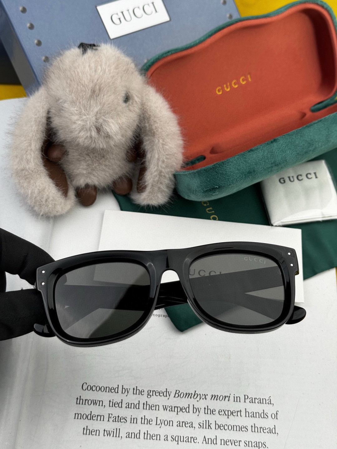 🔺 【GUCCI】开春新款 潮流爆款 时尚方框偏光太阳镜 高品质 佩戴舒适 网红潮款墨镜 型号：G910