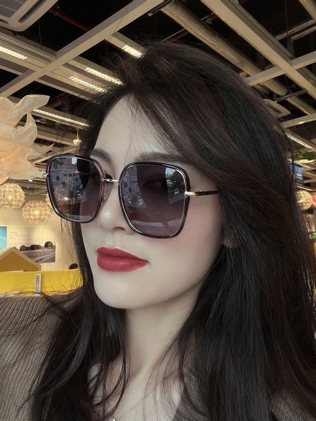NO:897275,GUCCI's new spring style, the latest square-frame sunglasses, all the Internet celebrities have brought full aura, playful and sweet. The effect is better on the face. The metal texture is super good. Model G3142 glasses, sunglasses, sunglasses, glasses, gucci19860909GUCCI 开春新款 最新款方框太阳镜 各路网红纷纷带起气场满分 俏皮甜美.上脸效果更佳.金属质感超好 型号G3142眼镜墨镜太阳镜,眼镜,gucci,glasses