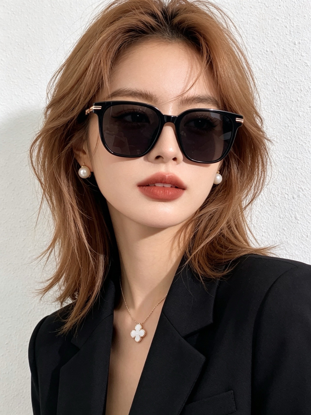 NO:897201,Celine's new arrival is made of TR material [cool][cool] high quality 2-color trendy product [strong][strong] large frame sunglasses with simple logo decoration!  Polarized sunglasses, hurry up if you want them [Rose][Rose] Model SL9384 Glasses, Sunglasses, Sunglasses, Glasses19860909瑟琳 新款到货TR材制作而成[酷][酷]高品质 2色潮品[强][强]大框型太阳镜简约logo装饰！偏光太阳镜,要的赶紧哦[玫瑰][玫瑰] 型号SL9384眼镜墨镜太阳镜,眼镜,glasses