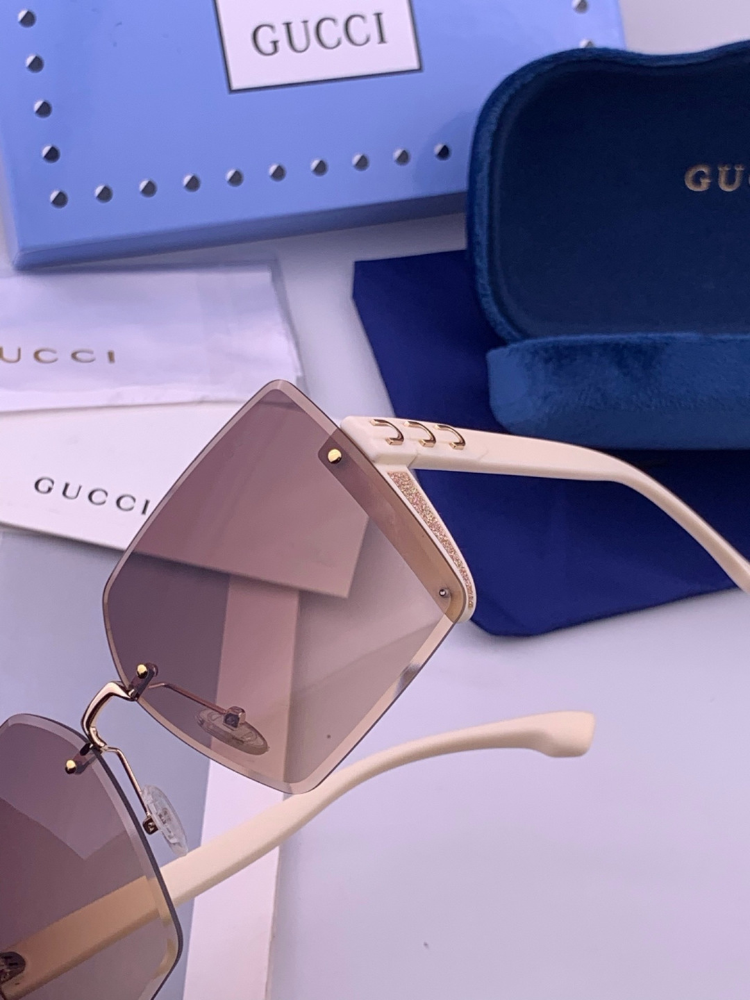 🔺 【GUCCI】开春新款 潮流爆款 时尚方框太阳镜 高品质 佩戴舒适 网红潮款墨镜 型号：G3365