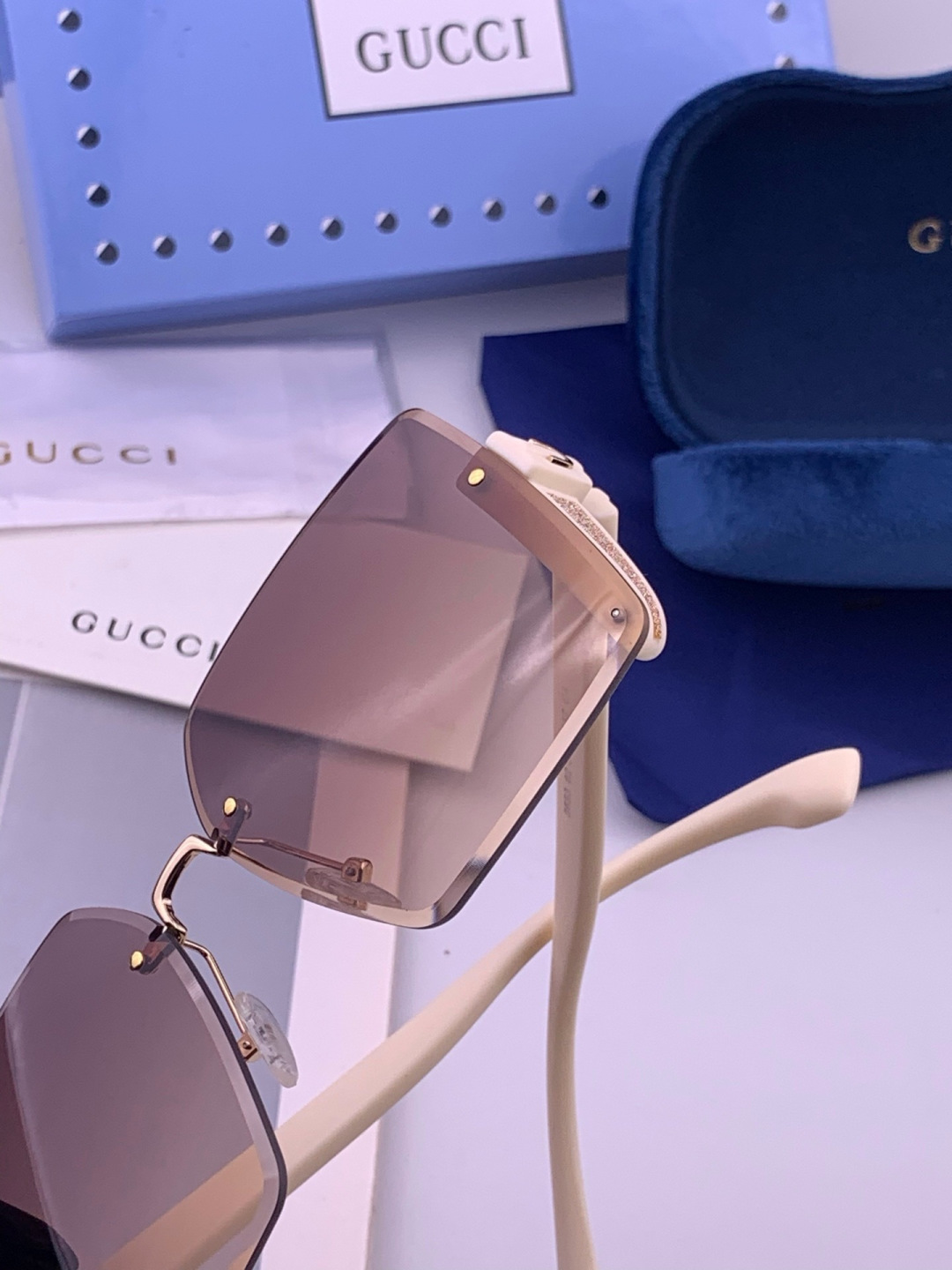 🔺 【GUCCI】开春新款 潮流爆款 时尚方框太阳镜 高品质 佩戴舒适 网红潮款墨镜 型号：G3365
