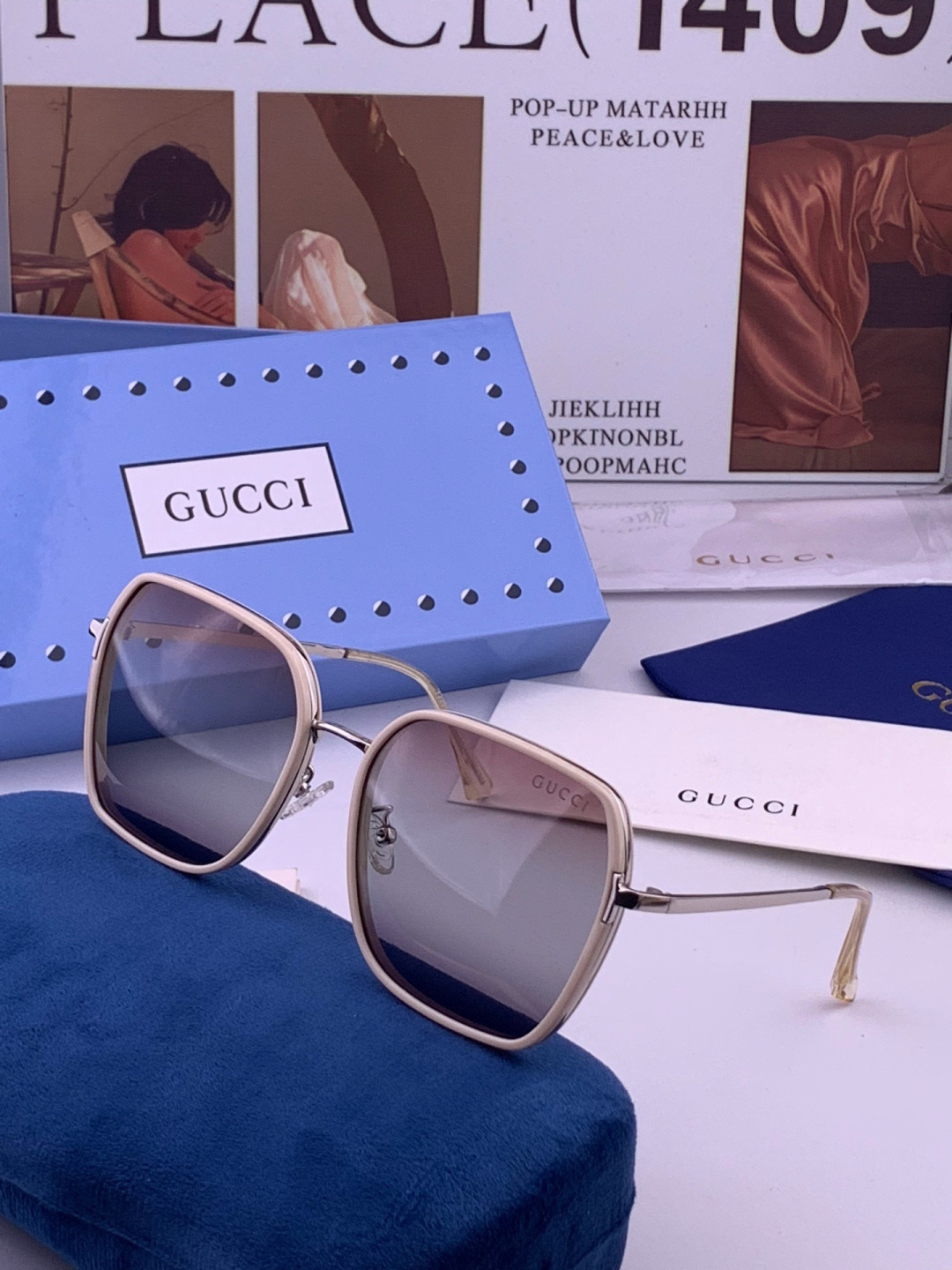 GUCCI 开春新款 最新款方框太阳镜 各路网红纷纷带起气场满分‼️ 俏皮甜美.上脸效果更佳.金属质感超