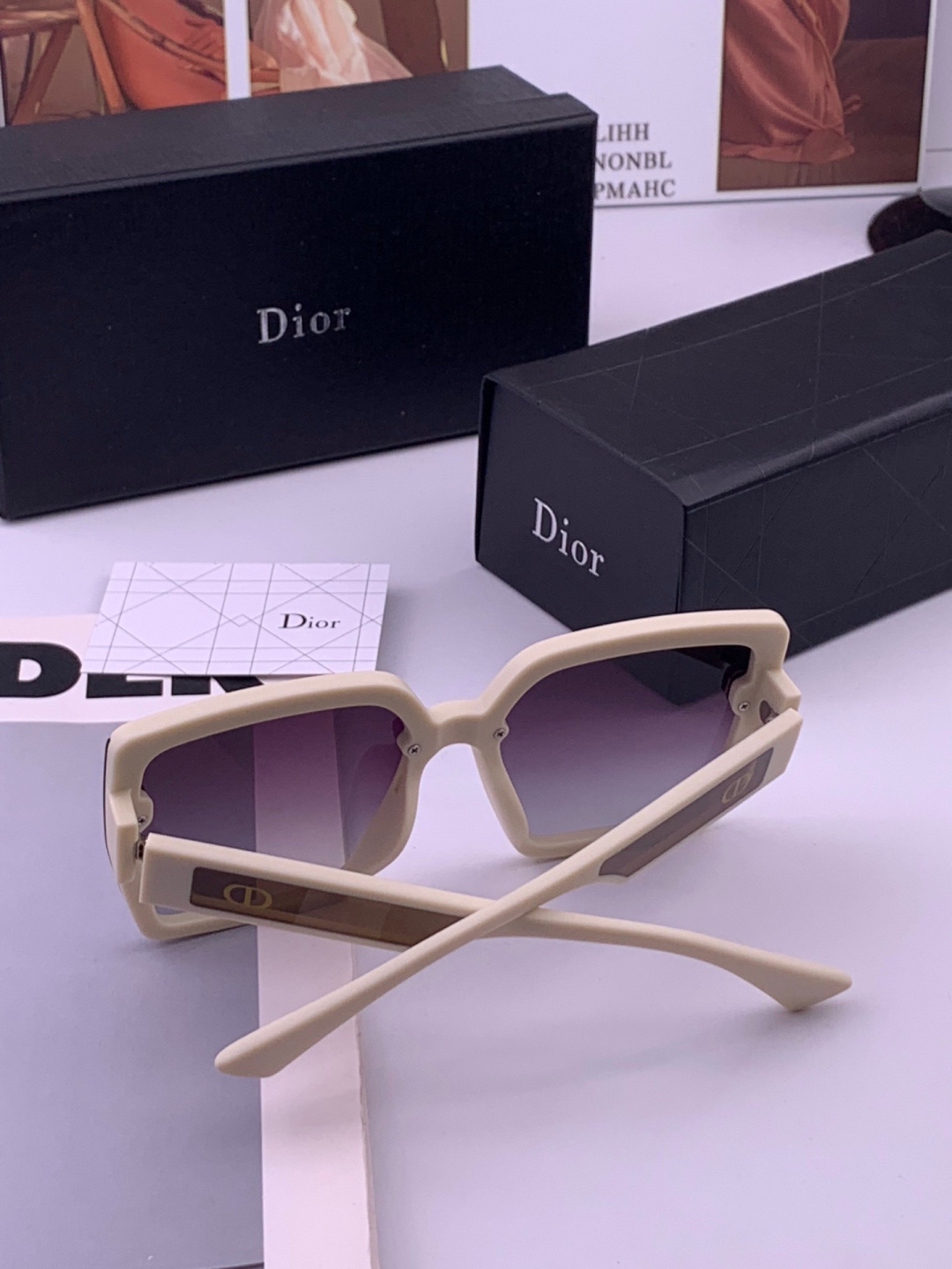 🔺 【DIOR-迪奥】开春新款 潮流爆款 时尚方框偏光太阳镜 高品质 佩戴舒适 网红潮款墨镜 女士高清偏