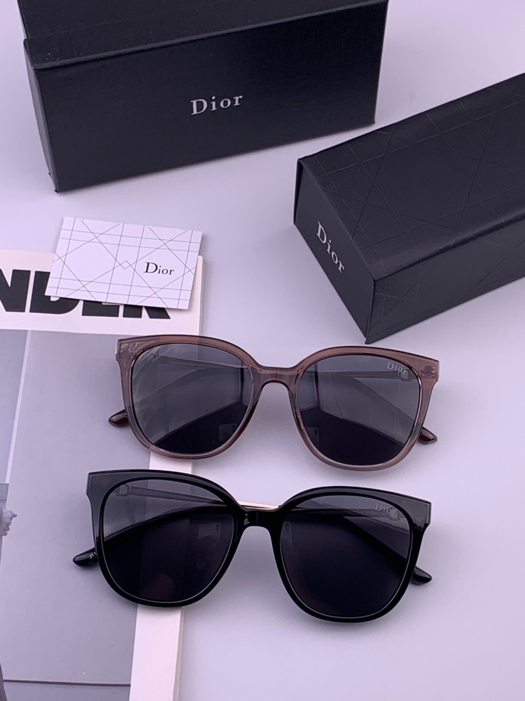 🔺 【DIOR-迪奥】开春新款 潮流爆款 时尚方框偏光太阳镜 高品质 佩戴舒适 网红潮款墨镜 型号：D3