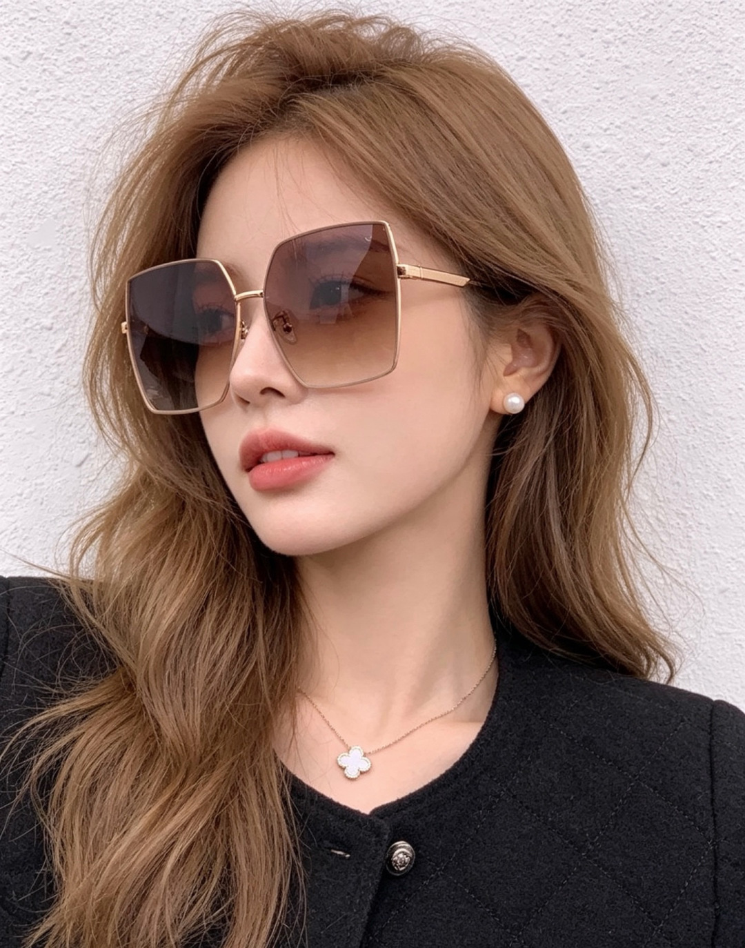 NO:927145,Chanel fashion trend luxury decorative sunglasses, nylon polarized high-definition sunglasses star poster style, ultra-complex craftsmanship, full of three-dimensional texture, pay attention to the details, ready-made model 0310 glasses, sunglasses, sunglasses, glasses, chanel19860909香奈儿时尚潮流奢华装饰太阳眼镜 尼龙偏光高清太阳镜明星海报款 超高复杂工艺 立体质感十足 认真看细节哈现货型号0310眼镜墨镜太阳镜,眼镜,chanel,glasses