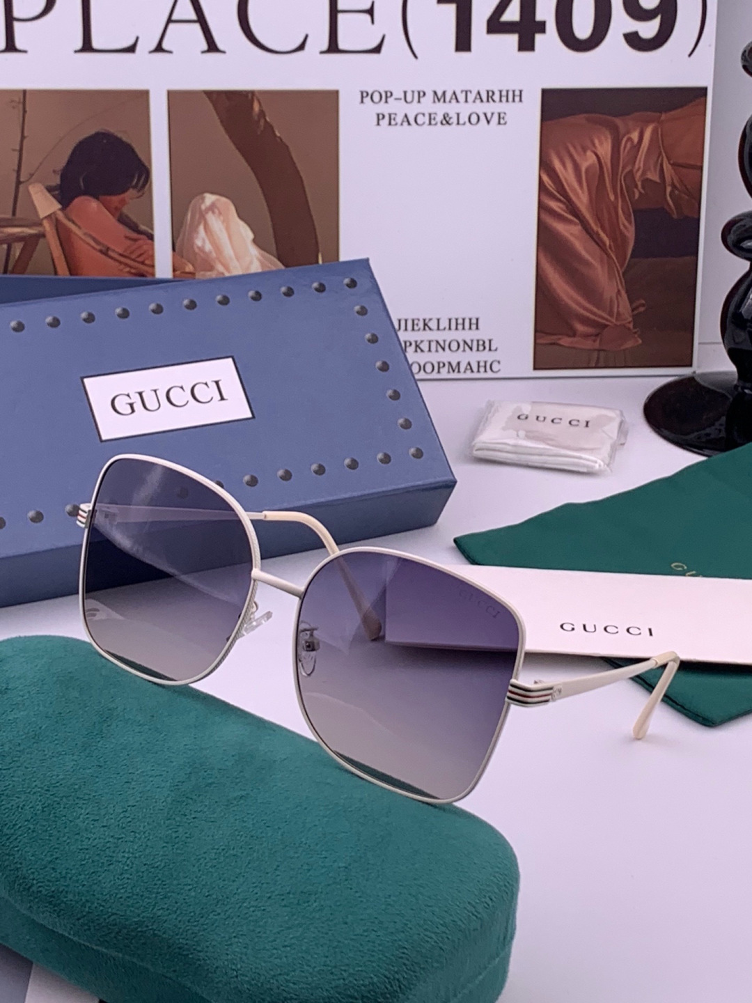 GUCCI 开春新款 最新款方框太阳镜 各路网红纷纷带起气场满分‼️ 俏皮甜美.上脸效果更佳.金属质感超