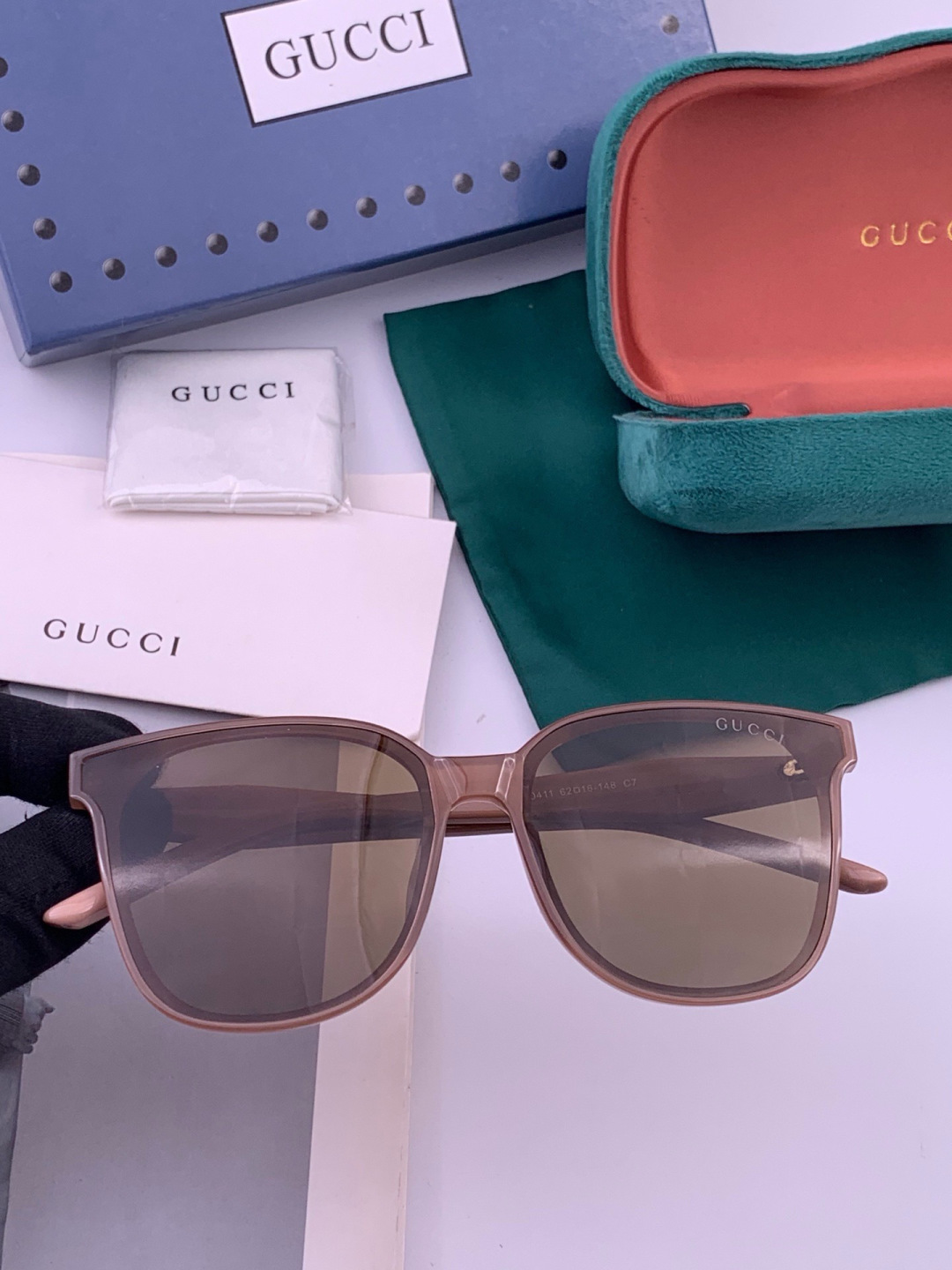 🔺 【GUCCI-偏光太阳镜】开春新款 潮流爆款 时尚偏光太阳镜 高品质 佩戴舒适 网红潮款墨镜 女士高清偏光太阳镜🕶️