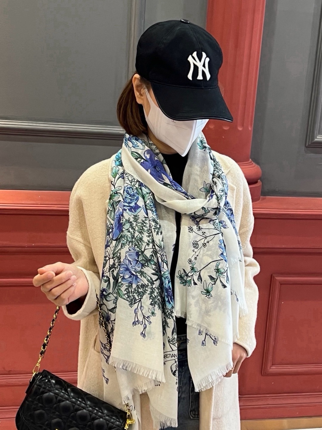会发光发亮的围巾💃🏻💃🏻D家【D花香明媚】‼️抢‼️VIP推荐 ‼️👍下手一定要快【高端 大爱 ‼️纯羊绒 婴儿触感舒服