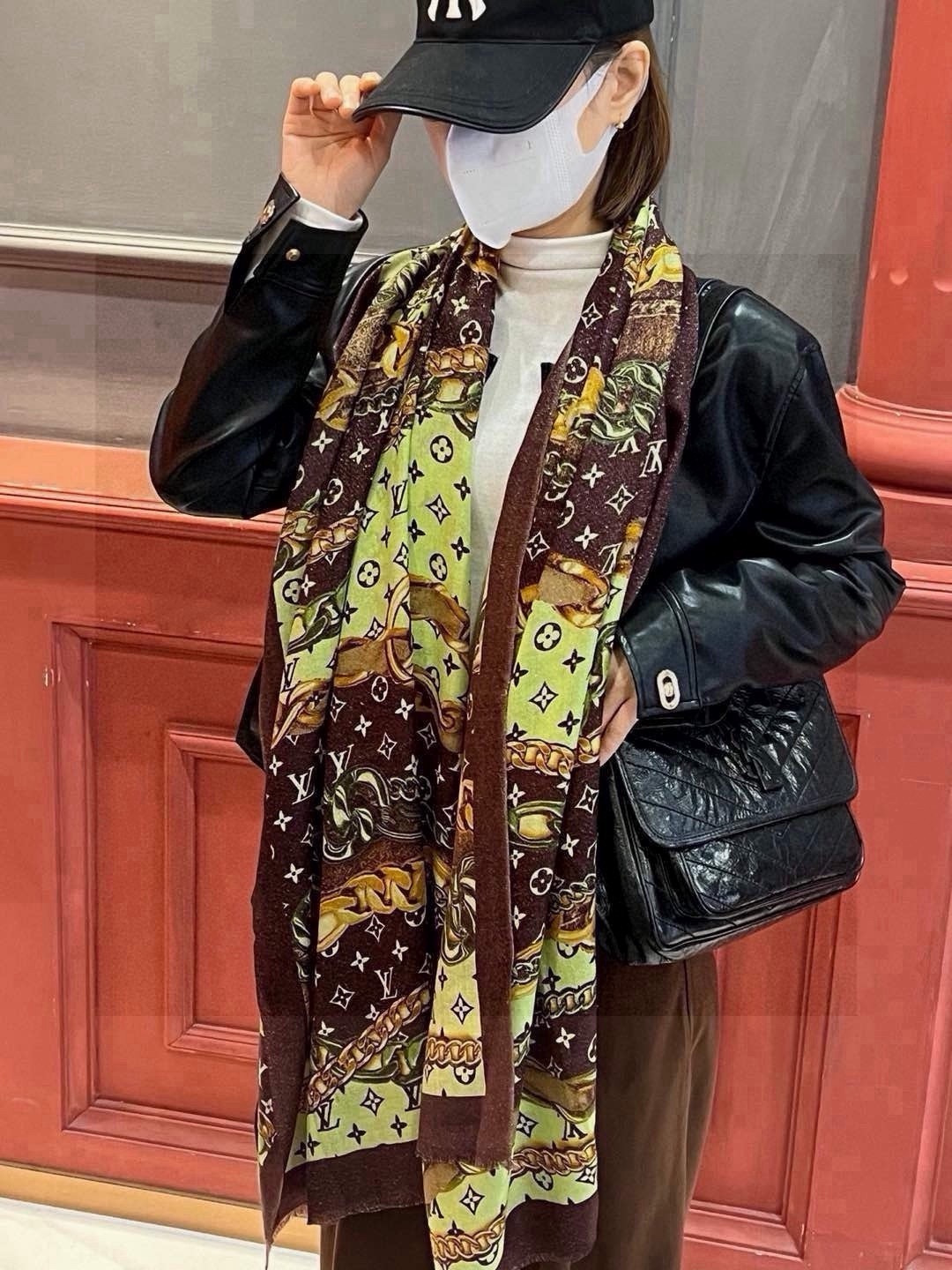 会发光发亮的围巾真心赞‼️驴家【L链条花纹银丝长巾】银丝印花羊绒长巾，2023新款方巾来撷Nouficel 胶囊系列的澳