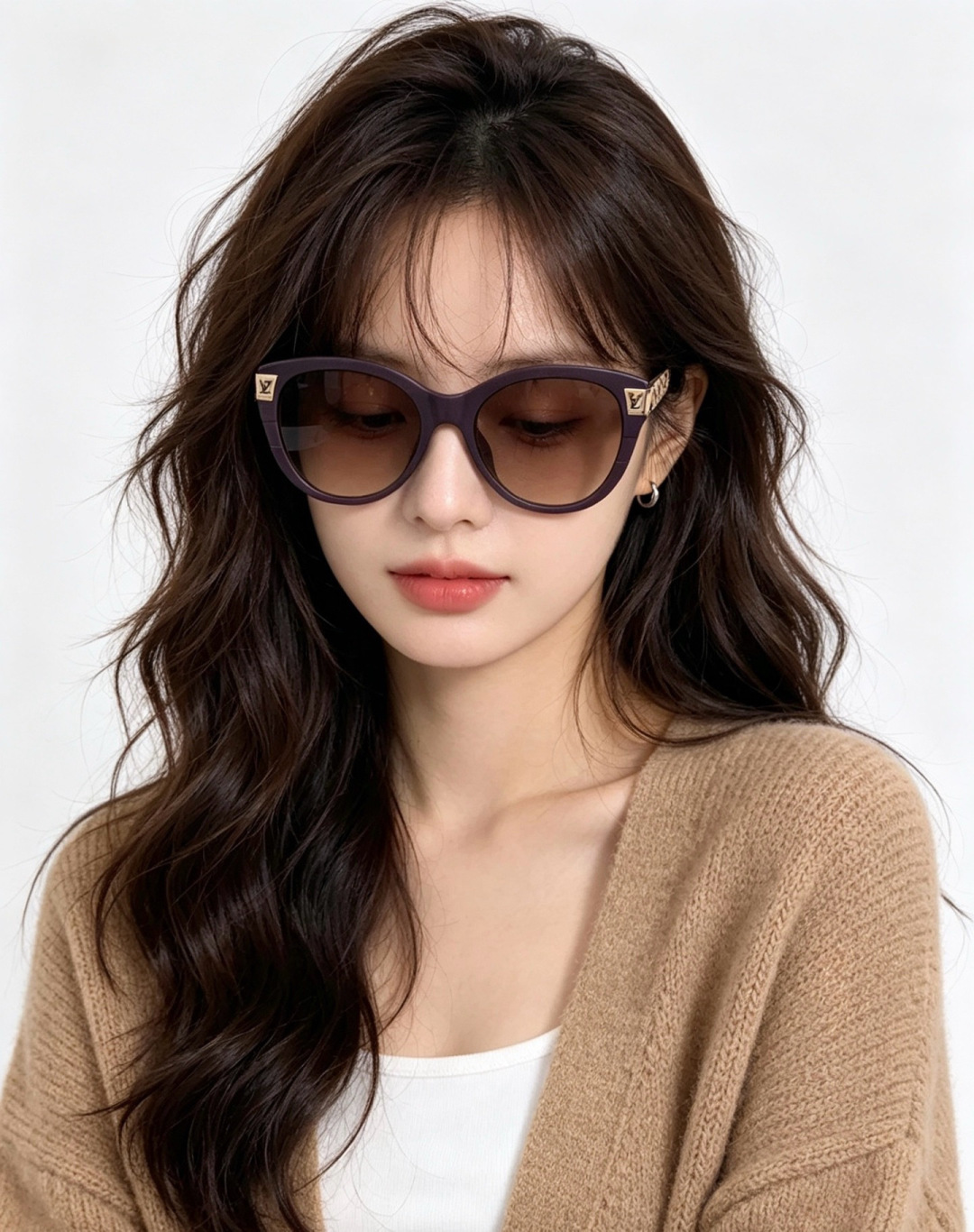 NO:947935,LV new style in early spring, many stars have the same style [color] LV new large frame sunglasses, Polaroid ultra-clear sunglasses model L87000 glasses, sunglasses, sunglasses, glasses, louis vuitton19860909LV早春新款,众多明星同款[色]LV新款大框墨镜 ,宝丽来超清太阳镜型号L87000眼镜墨镜太阳镜,眼镜,louis vuitton,glasses